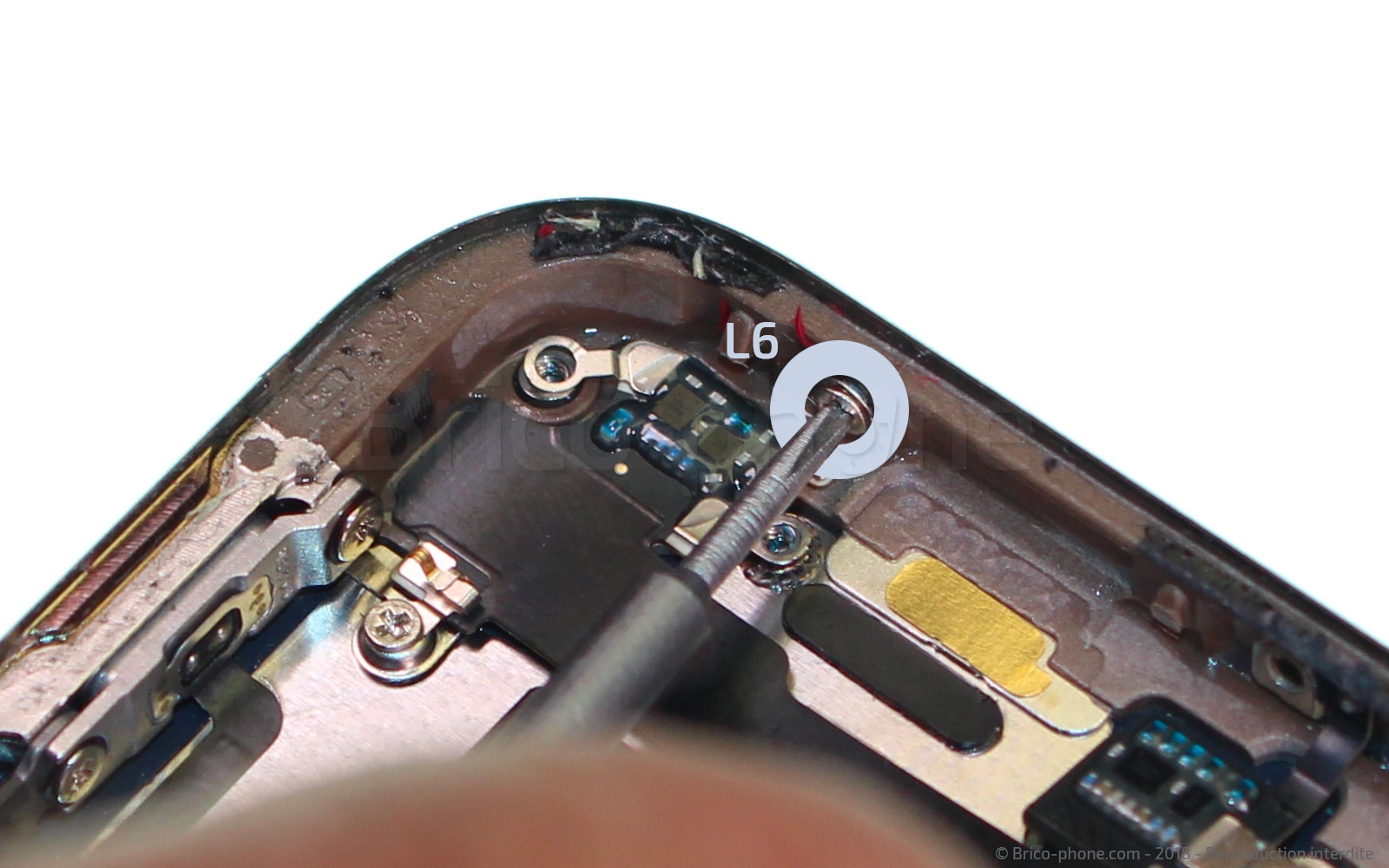 Changement d'antenne WiFi sur iPhone XS photo 3