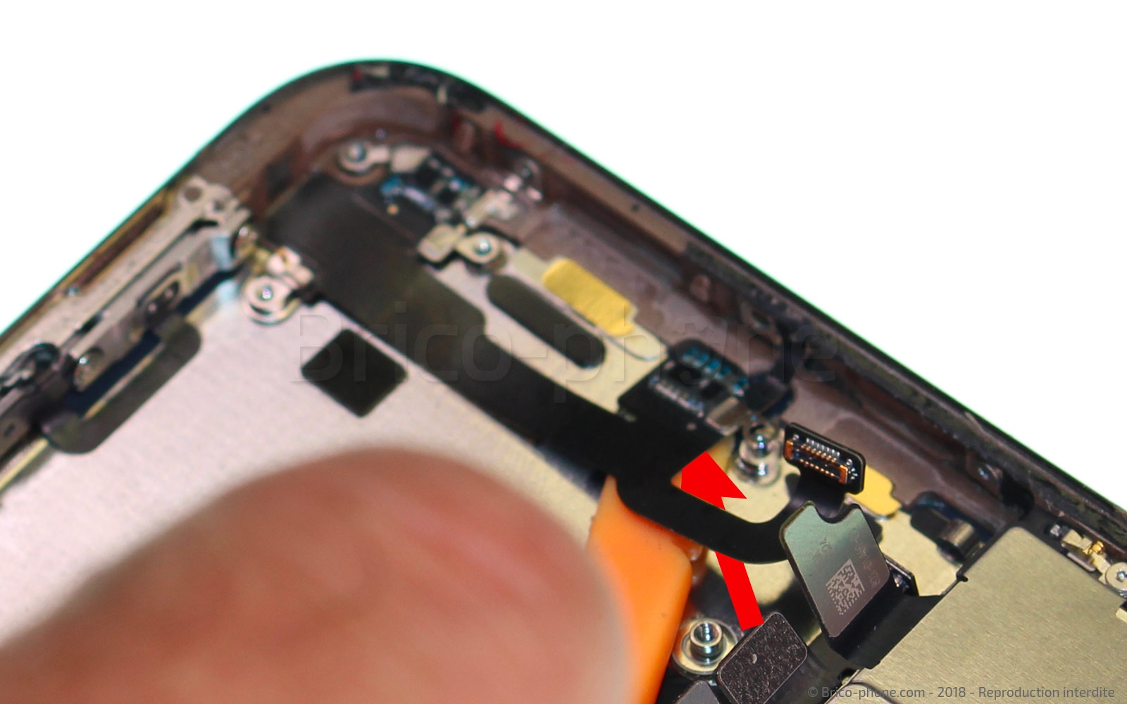 Changement d'antenne WiFi sur iPhone XS photo 1