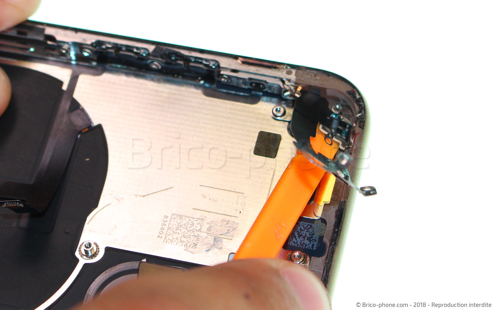 Changement d'antenne WiFi sur iPhone XS photo 2