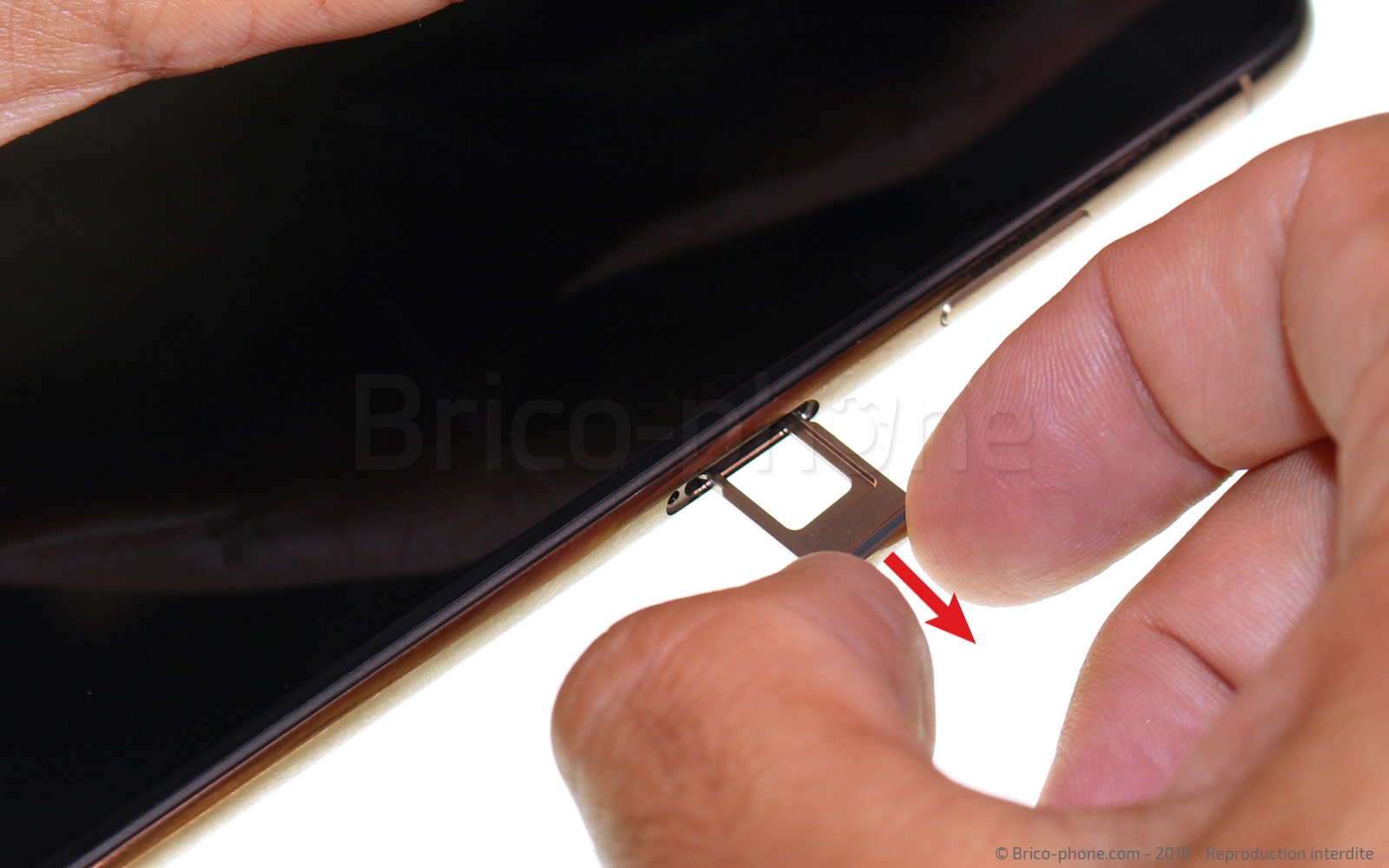 Changement du connecteur de charge sur iPhone XS Max photo 3