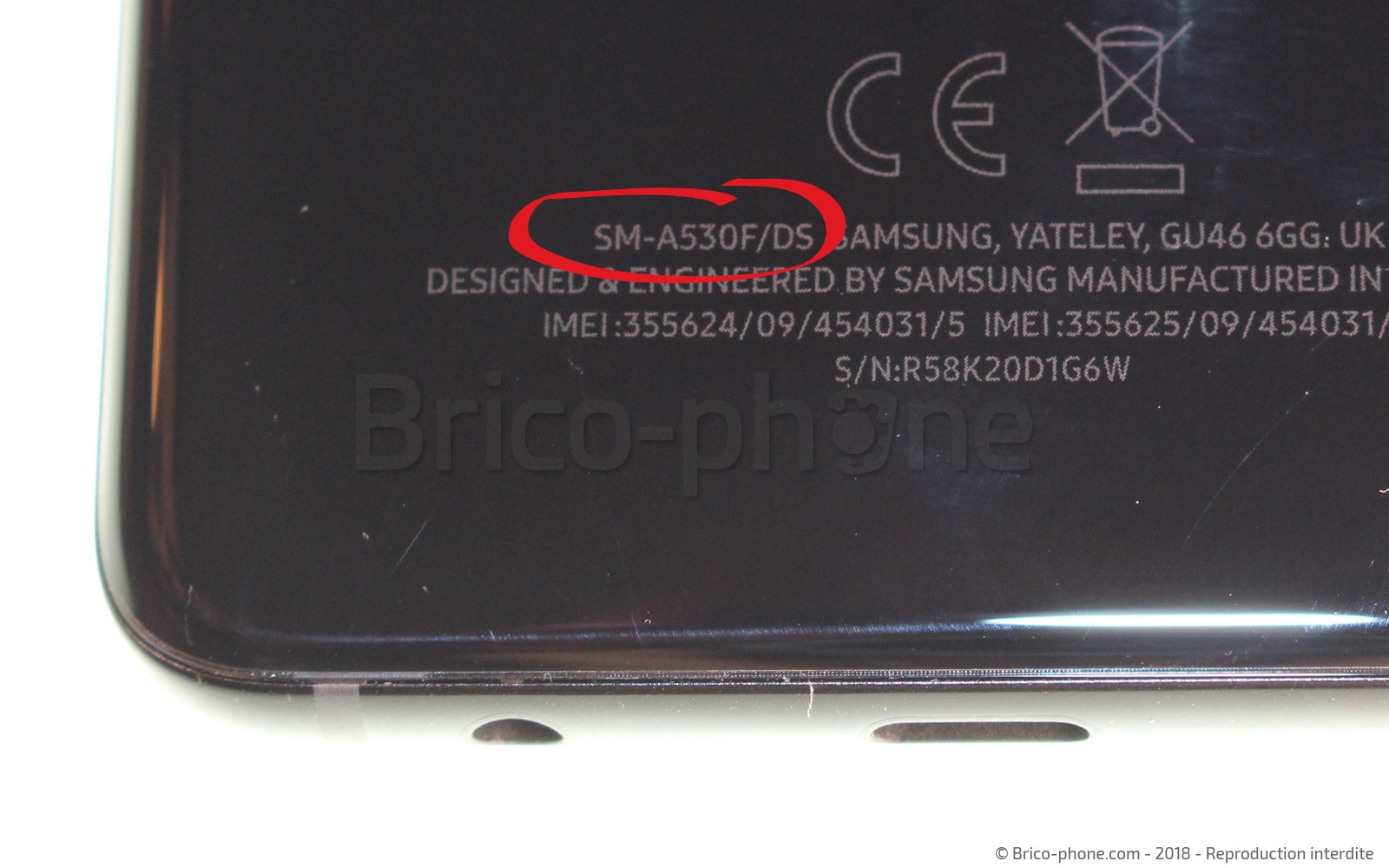 Changement du haut-parleur externe / antenne NFC sur Galaxy A8 2018 photo 1