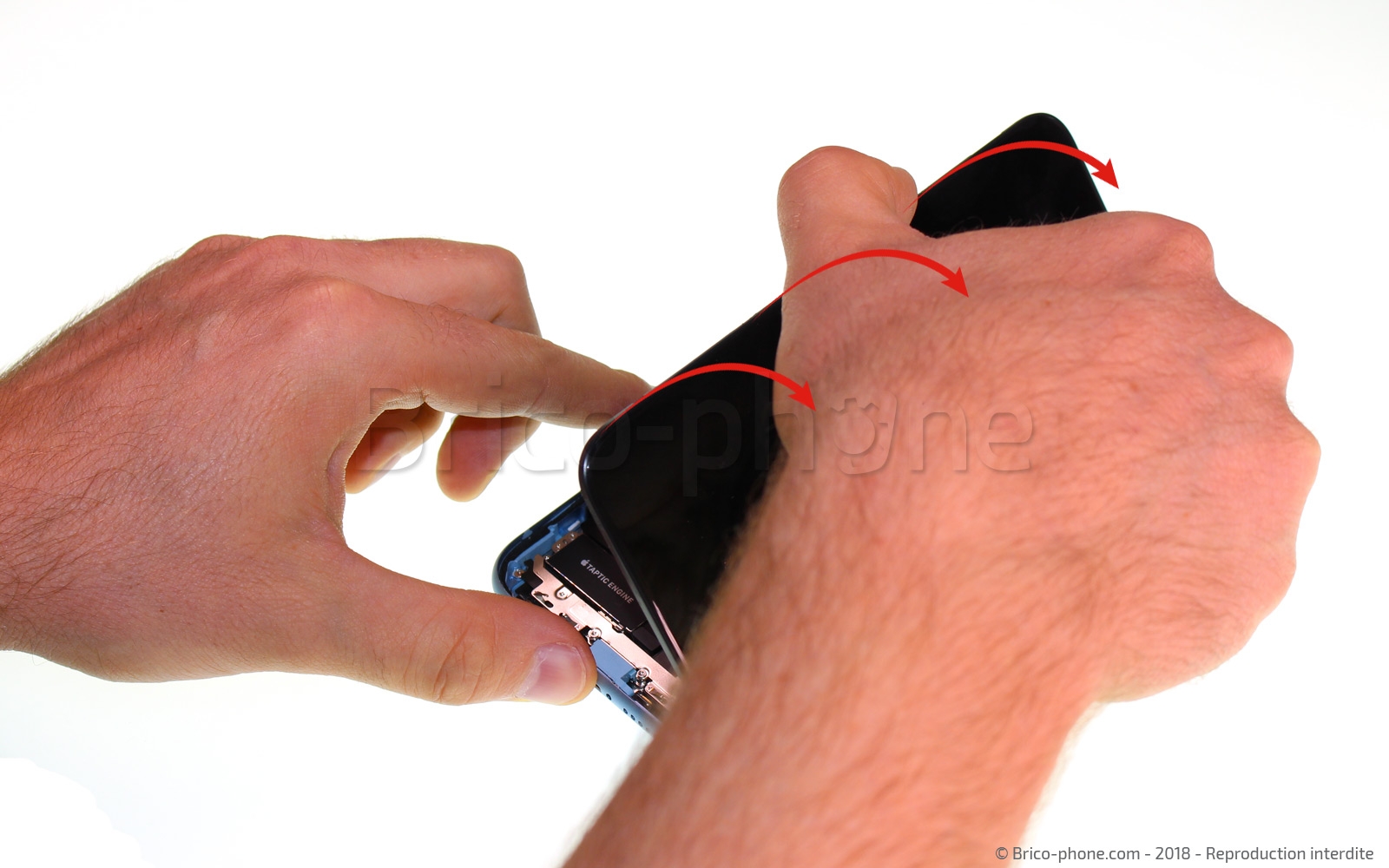 Changement du connecteur de charge sur iPhone XR photo 3