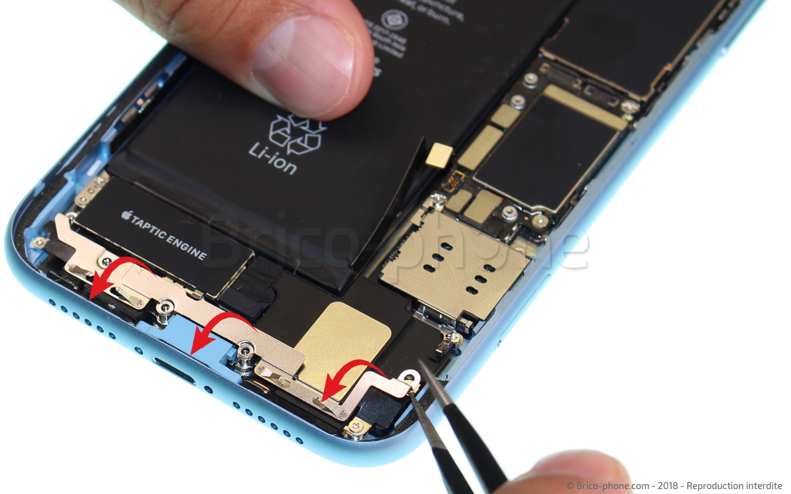 Changement du connecteur de charge sur iPhone XR photo 2