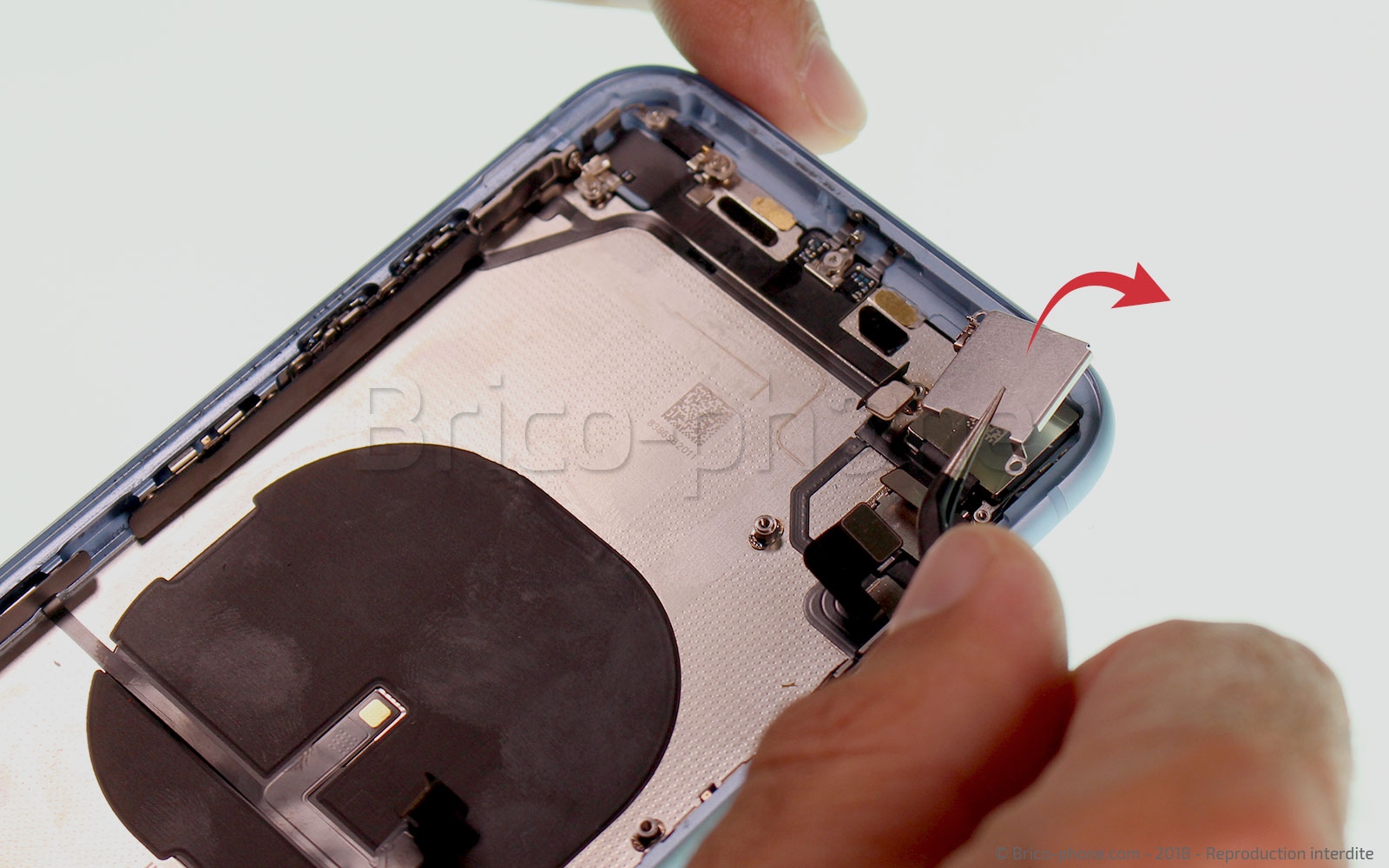Démontage complet  sur iPhone XR photo 2