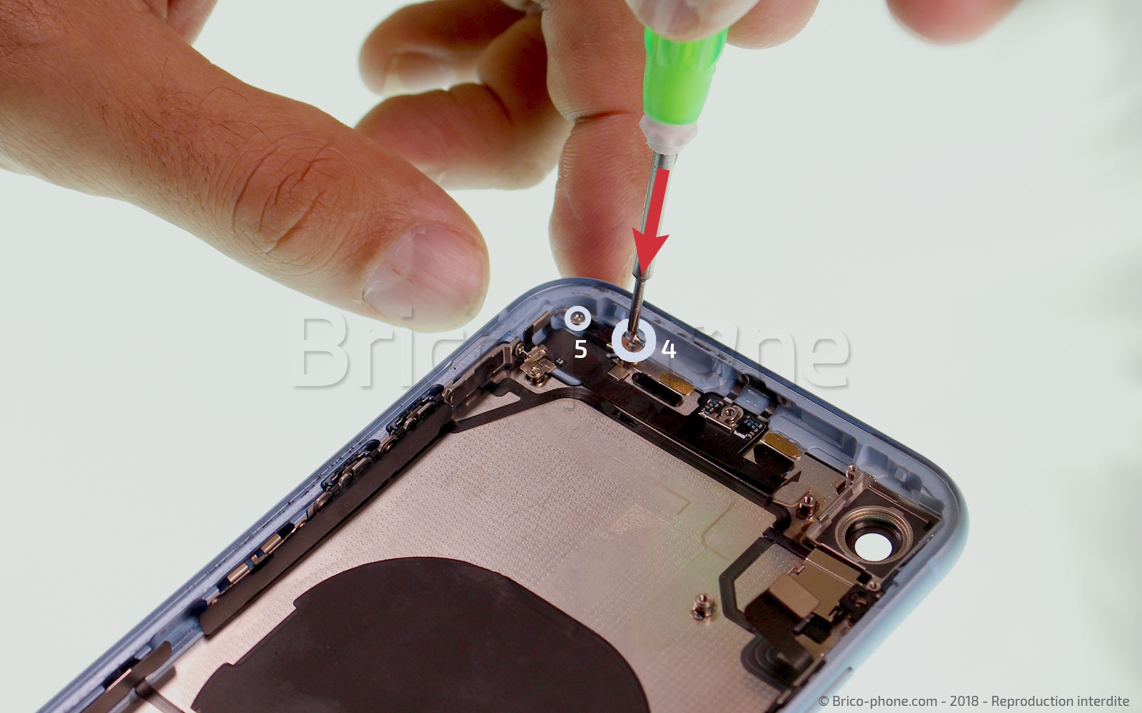 Démontage complet  sur iPhone XR photo 3