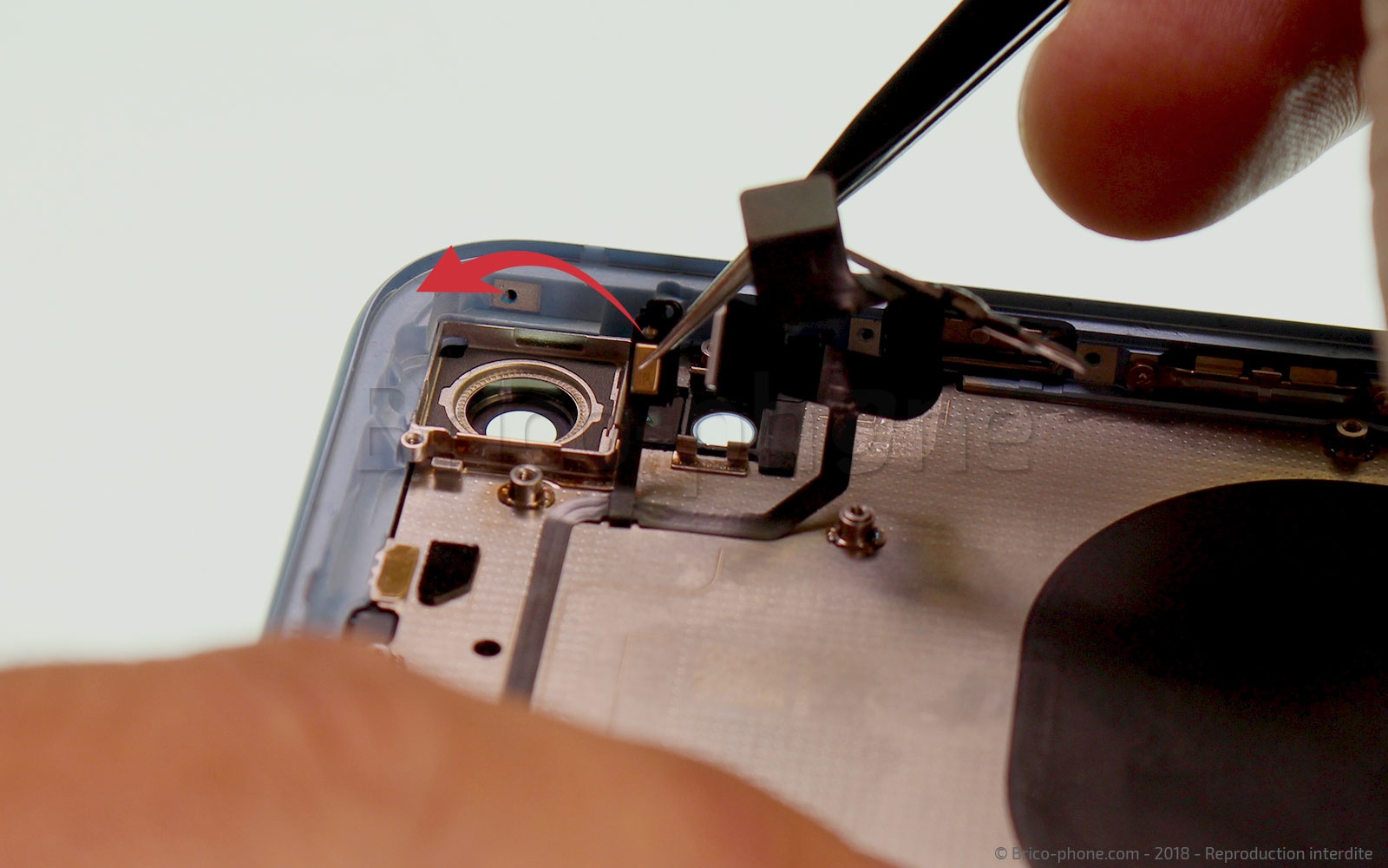 Démontage complet  sur iPhone XR photo 2