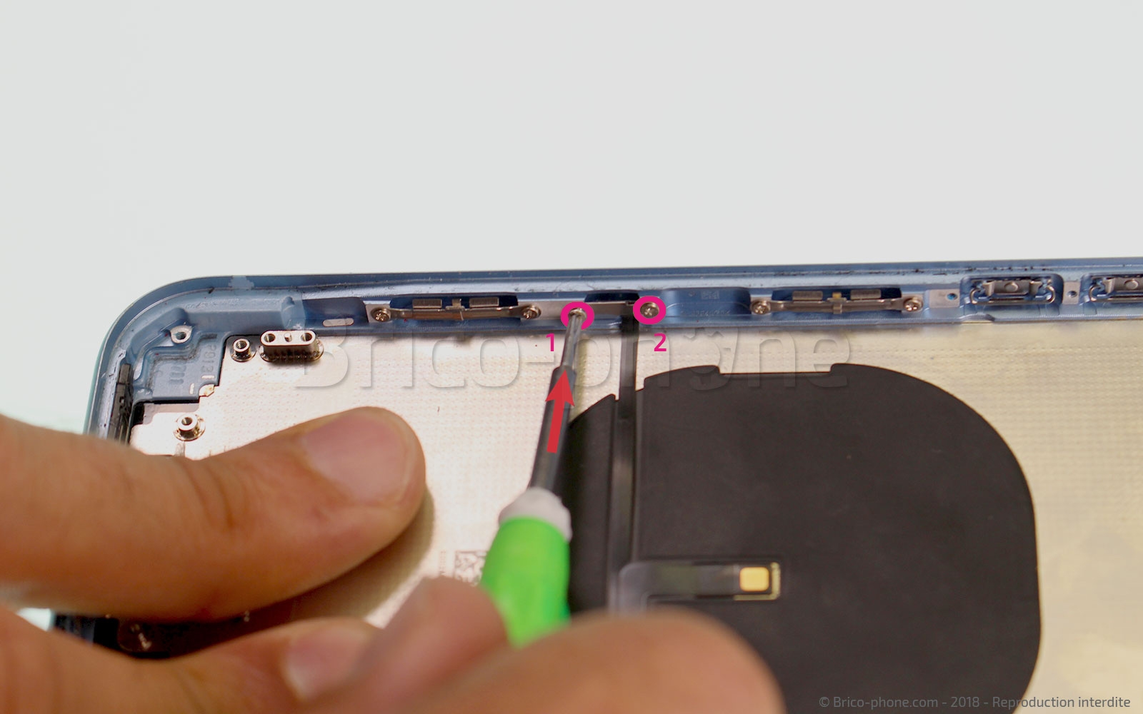Démontage complet  sur iPhone XR photo 2