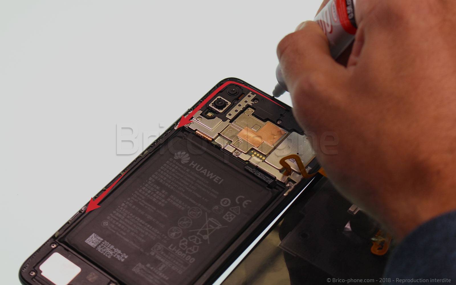 Changement de vitre arrière sur Honor 8X photo 2