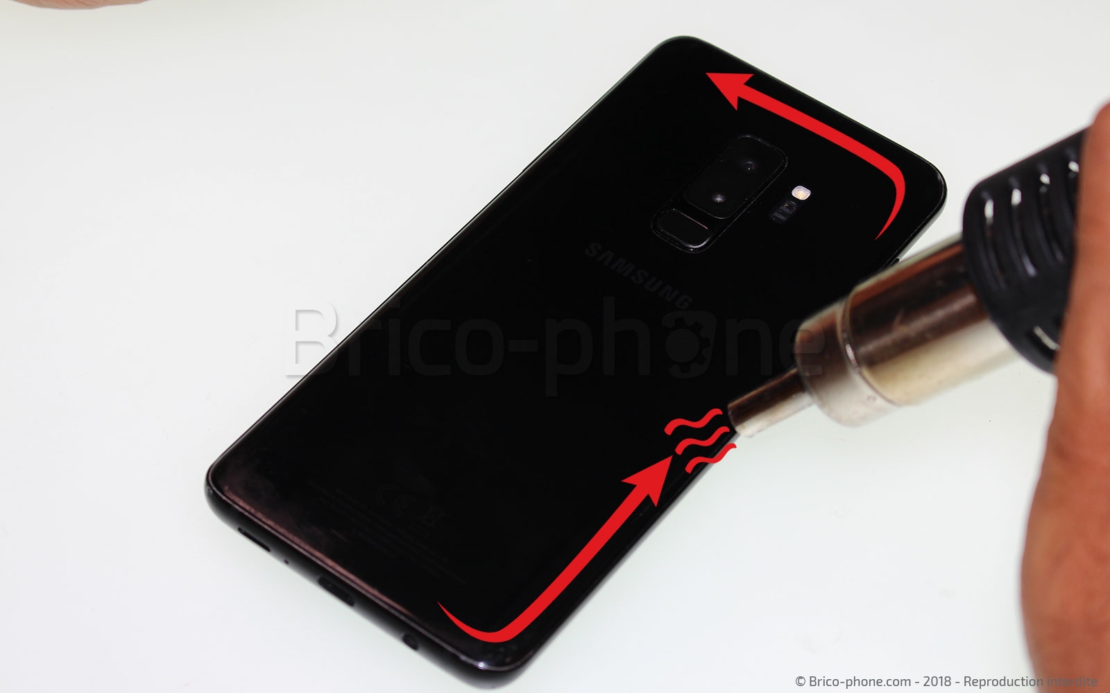 Changement d'écran (vitre+Amoled) sur Galaxy S9 Plus photo 1