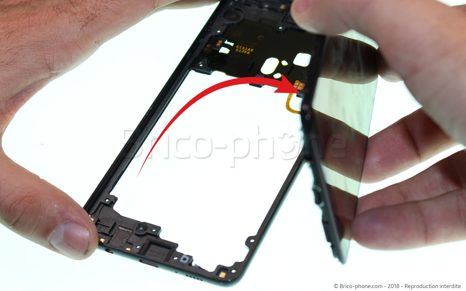 Changement de batterie sur Galaxy A9 2018 photo 3