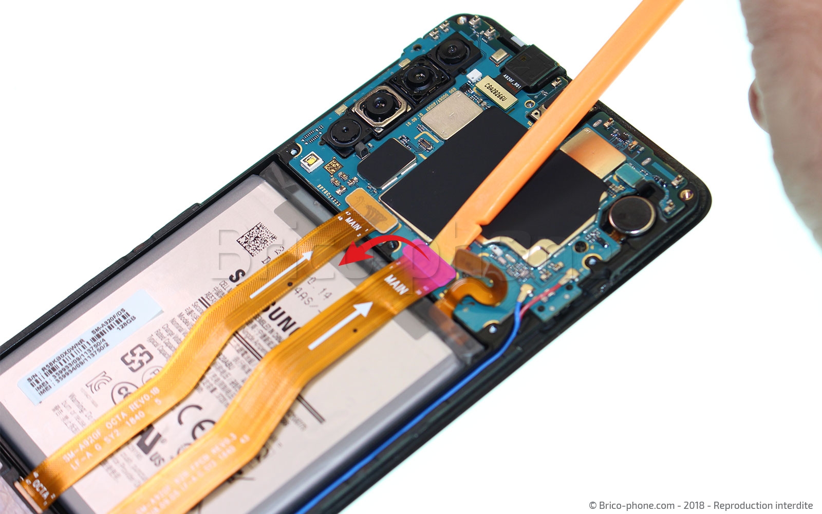 Changement de batterie sur Galaxy A9 2018 photo 2