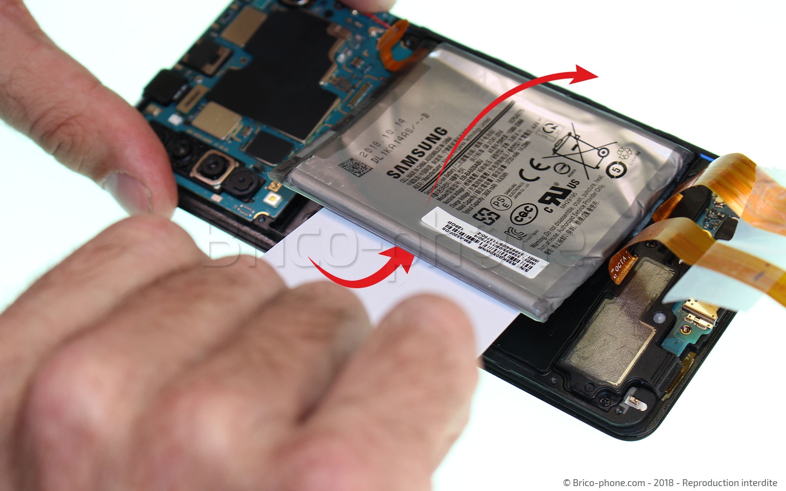 Changement de batterie sur Galaxy A9 2018 photo 2