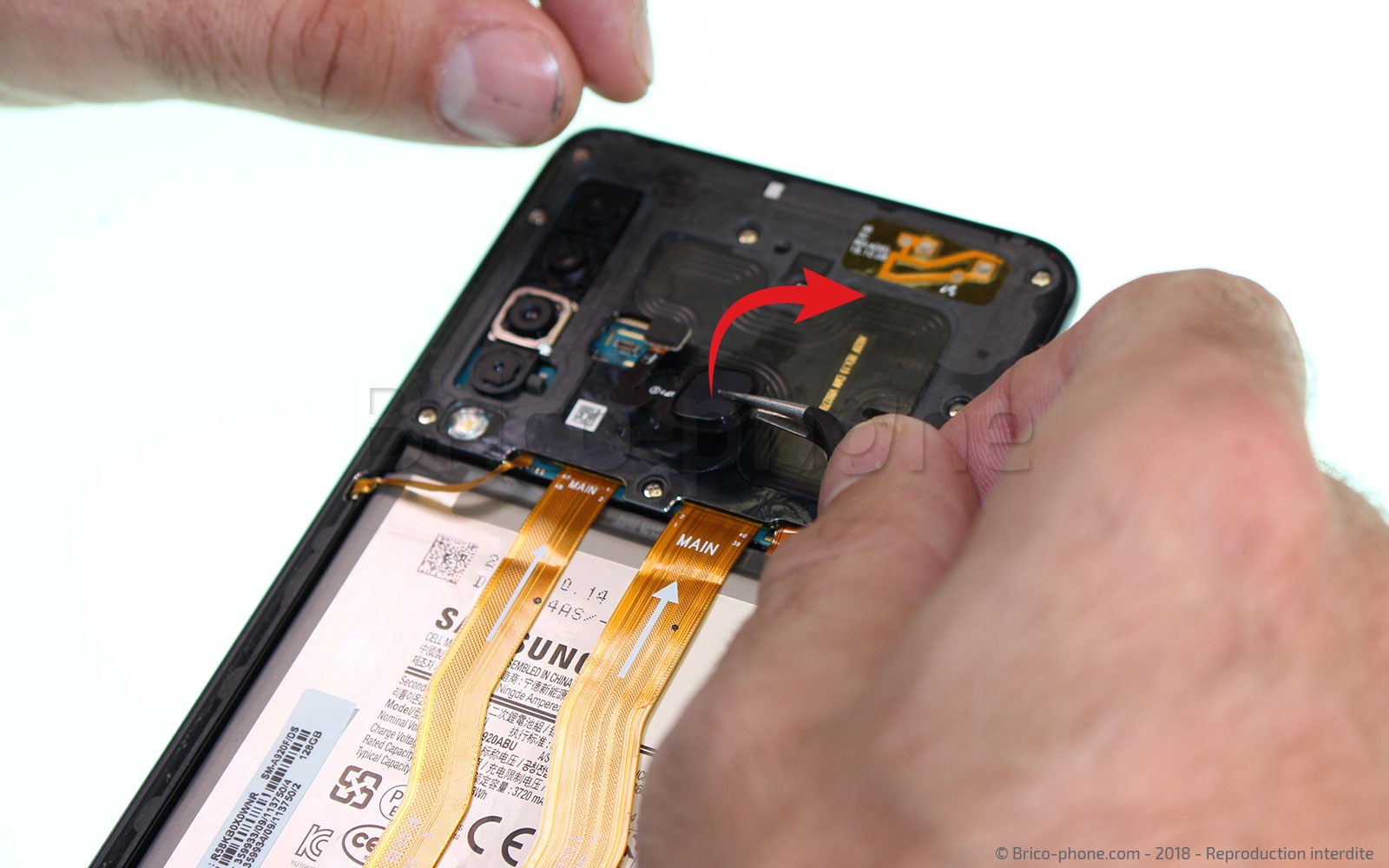 Changement de haut parleur externe sur Galaxy A9 2018 photo 3