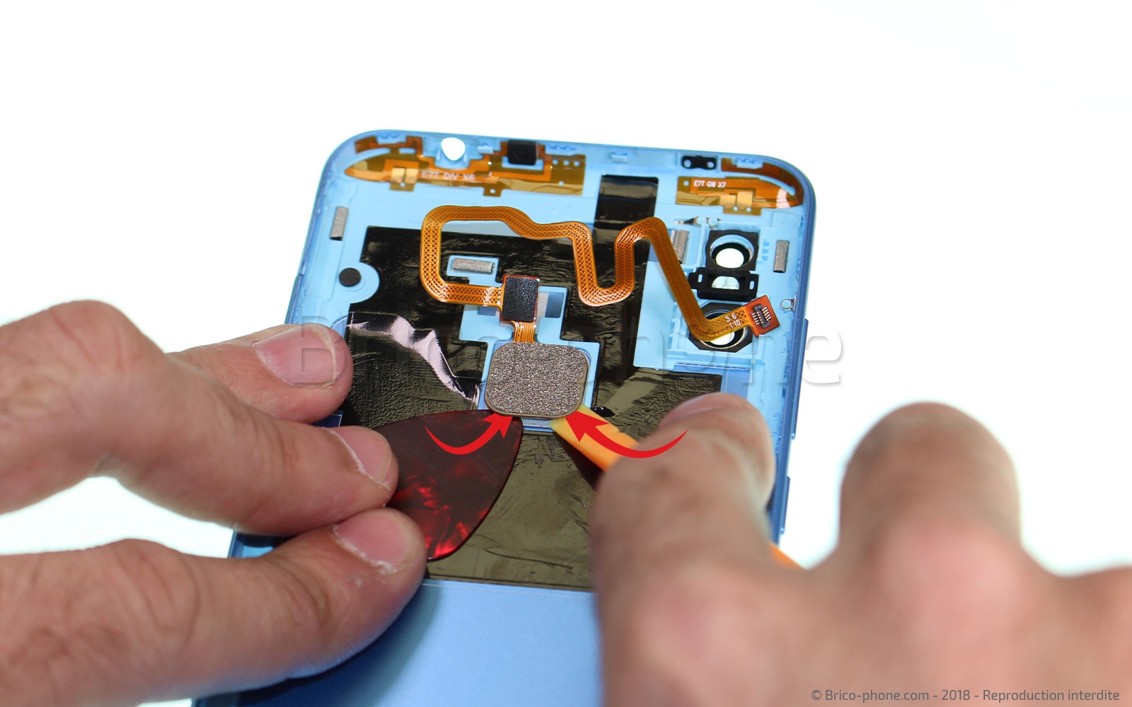 Changement de coque arrière sur Redmi Note 6 Pro photo 3