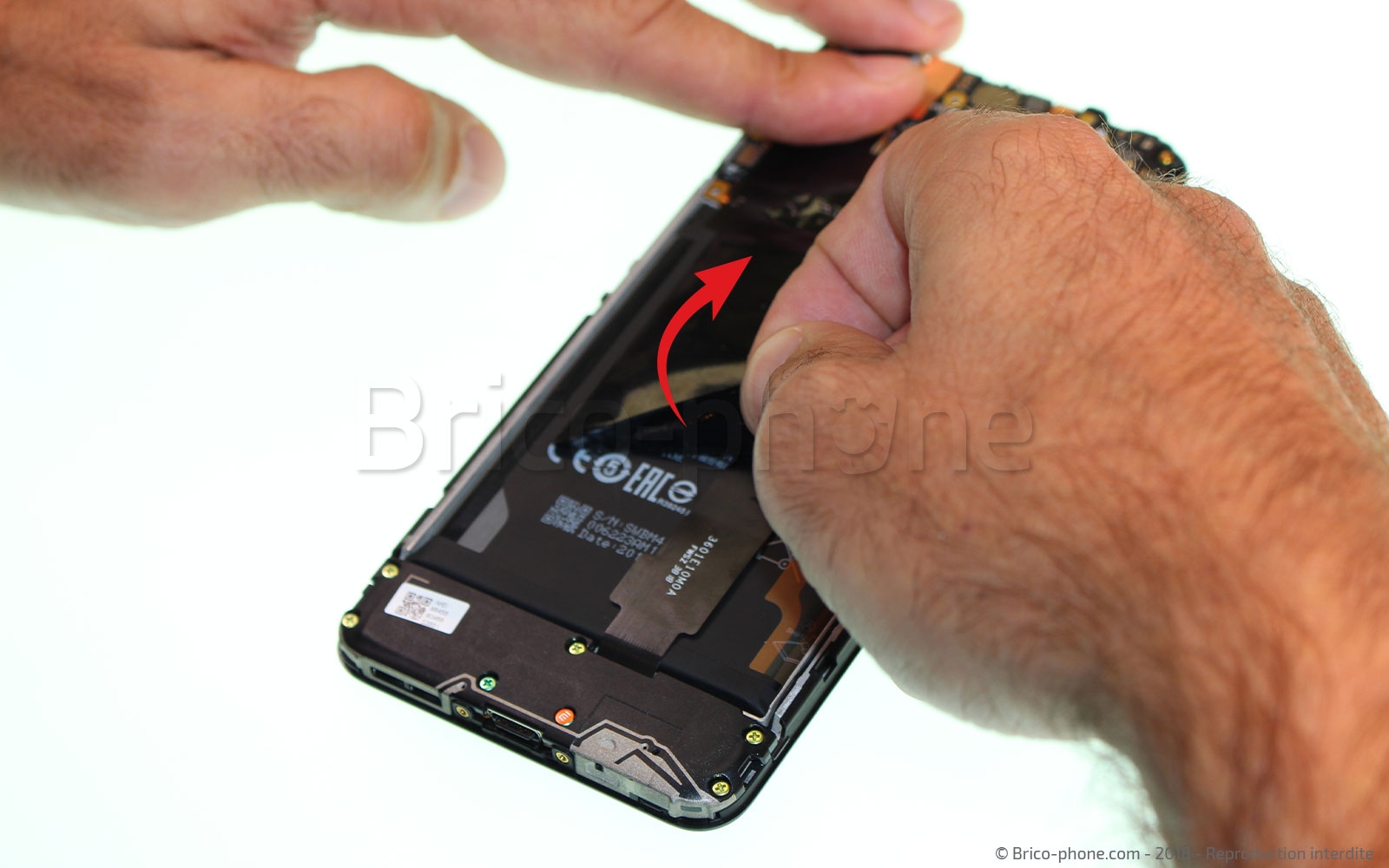 Guide de démontage sur Pocophone F1 photo 1