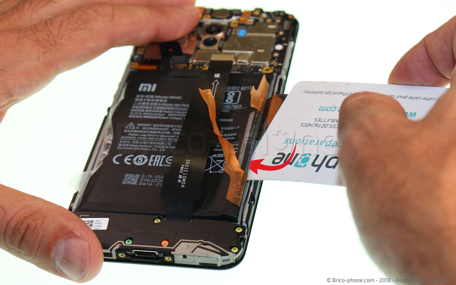 Guide de démontage sur Pocophone F1 photo 2