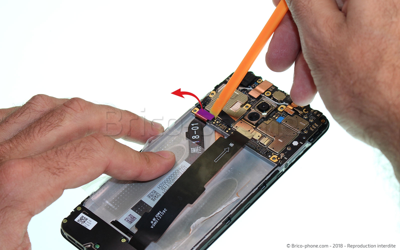 Guide de démontage sur Pocophone F1 photo 3