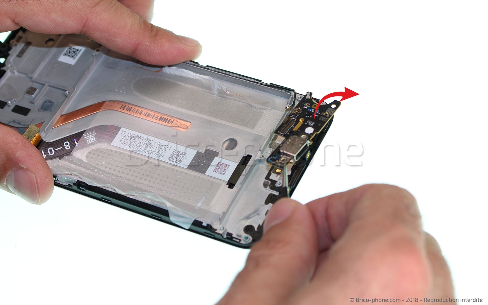 Guide de démontage sur Pocophone F1 photo 2