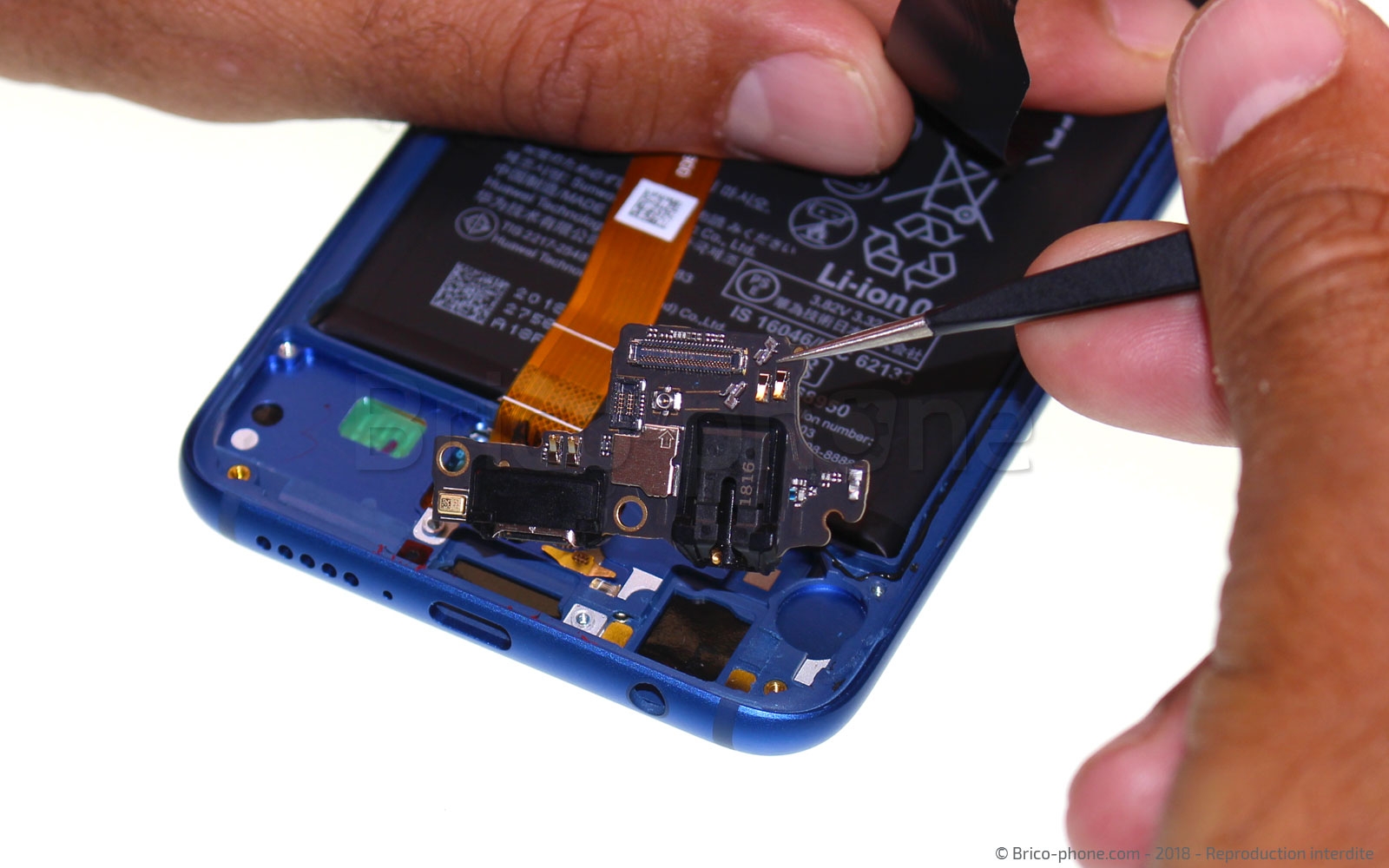 Changement du connecteur de charge sur Honor 10 photo 2