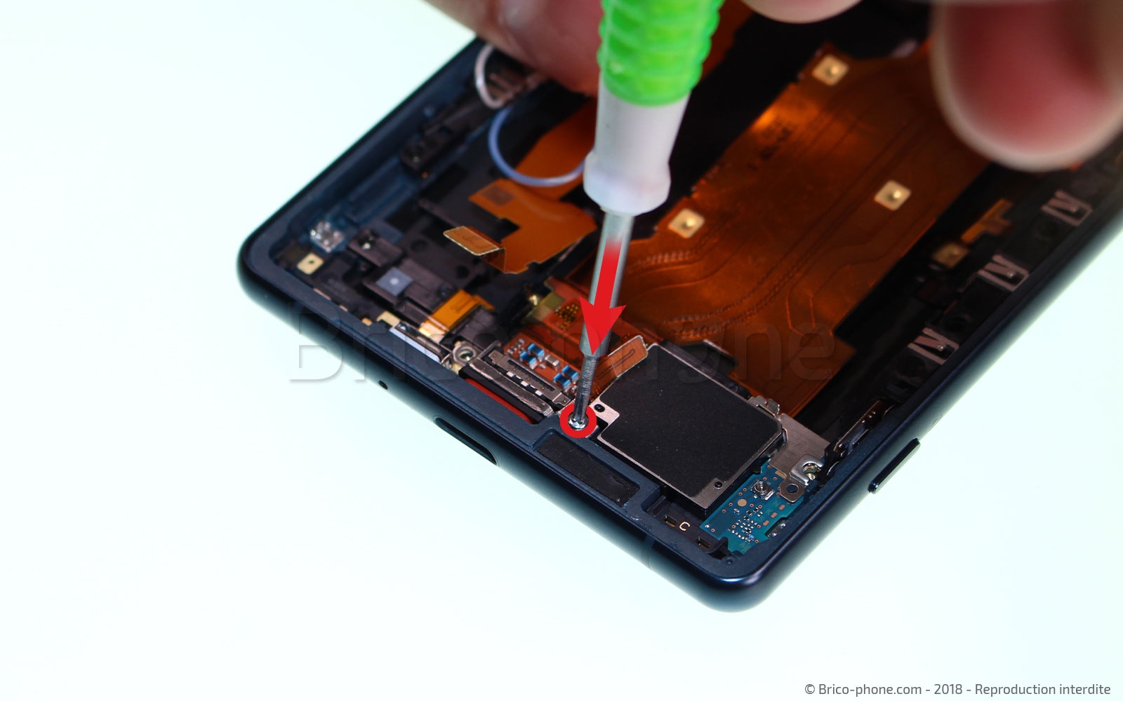 Démontage complet  sur Xperia XZ2 photo 1