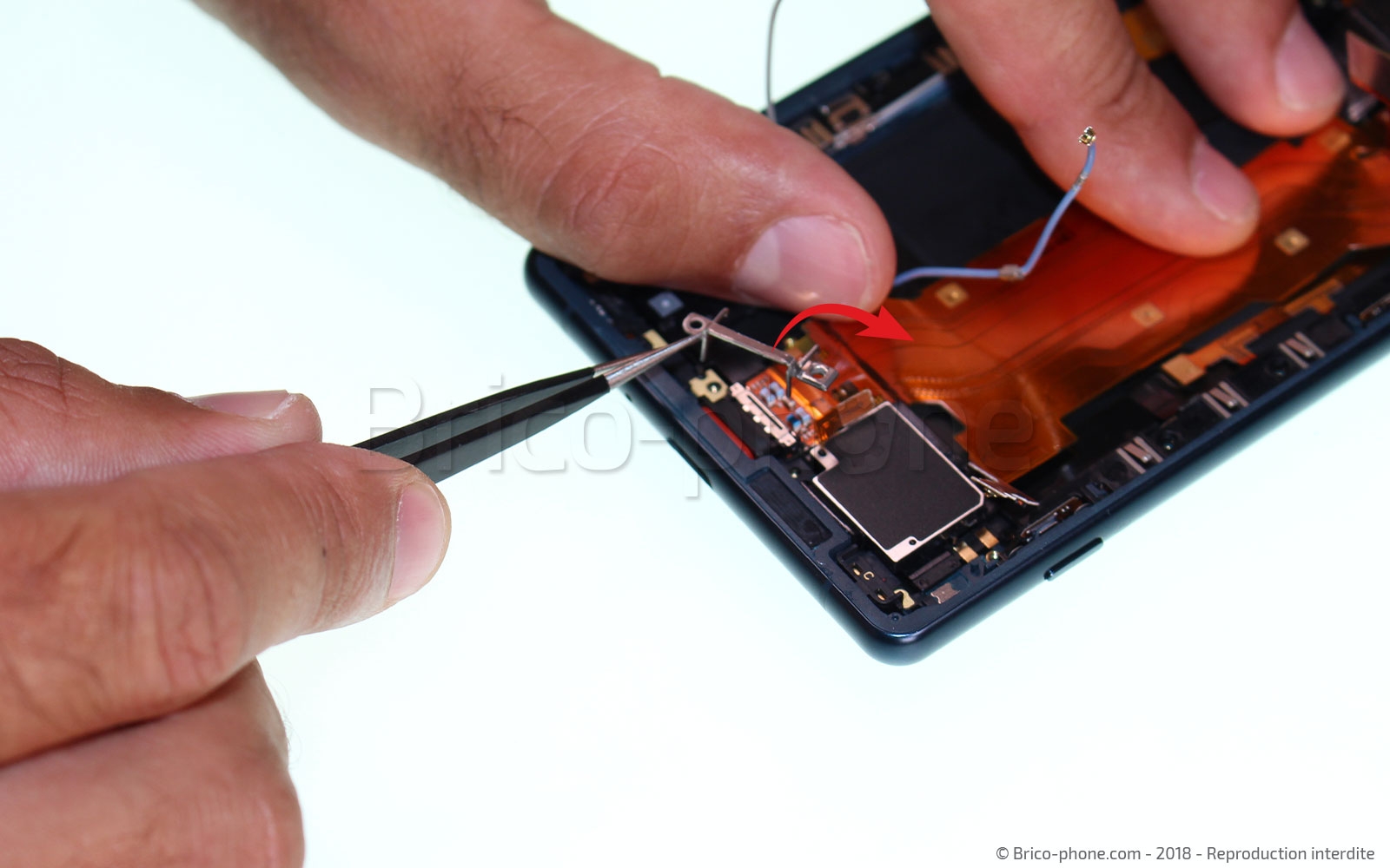 Démontage complet  sur Xperia XZ2 photo 1