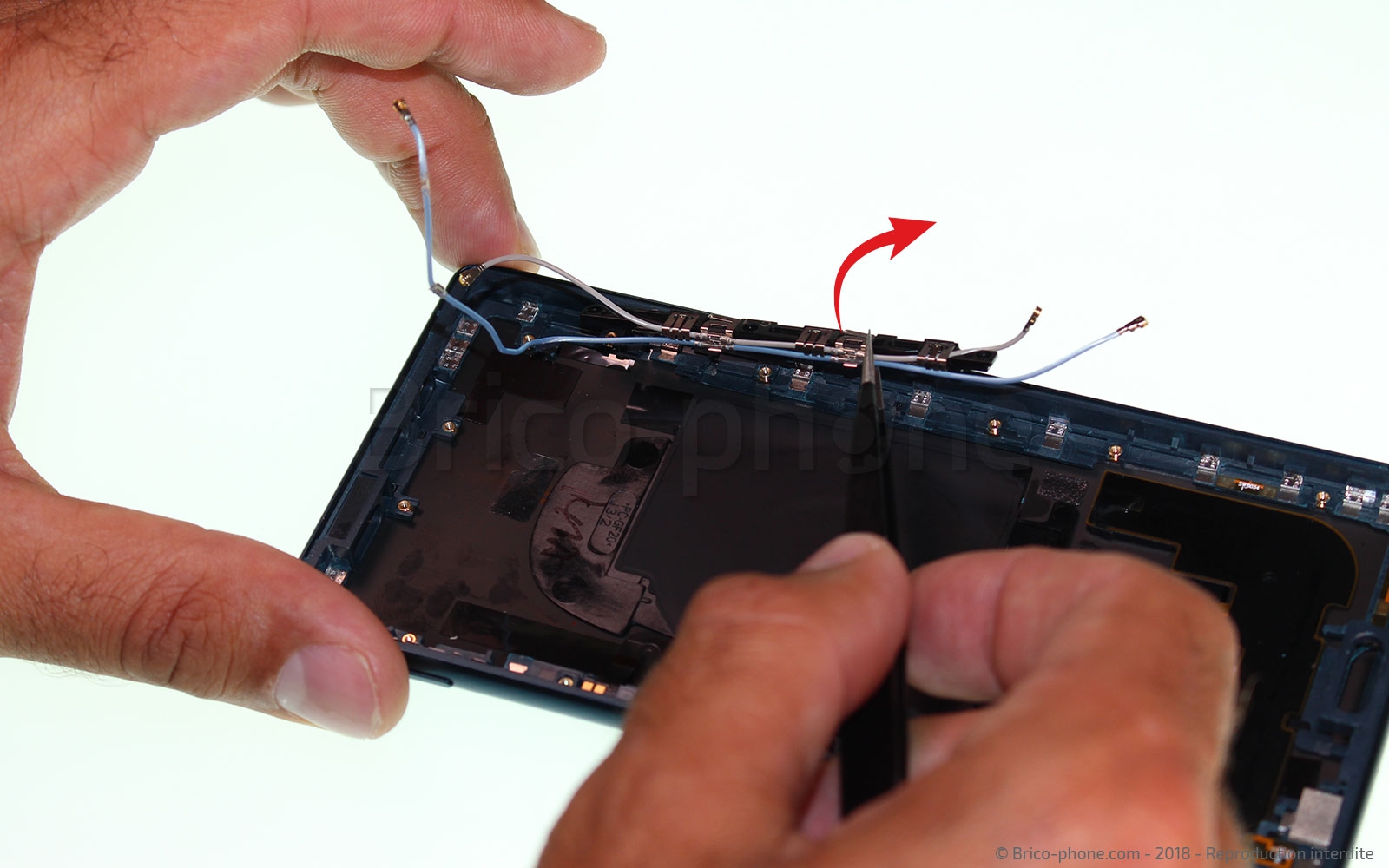 Démontage complet  sur Xperia XZ2 photo 2