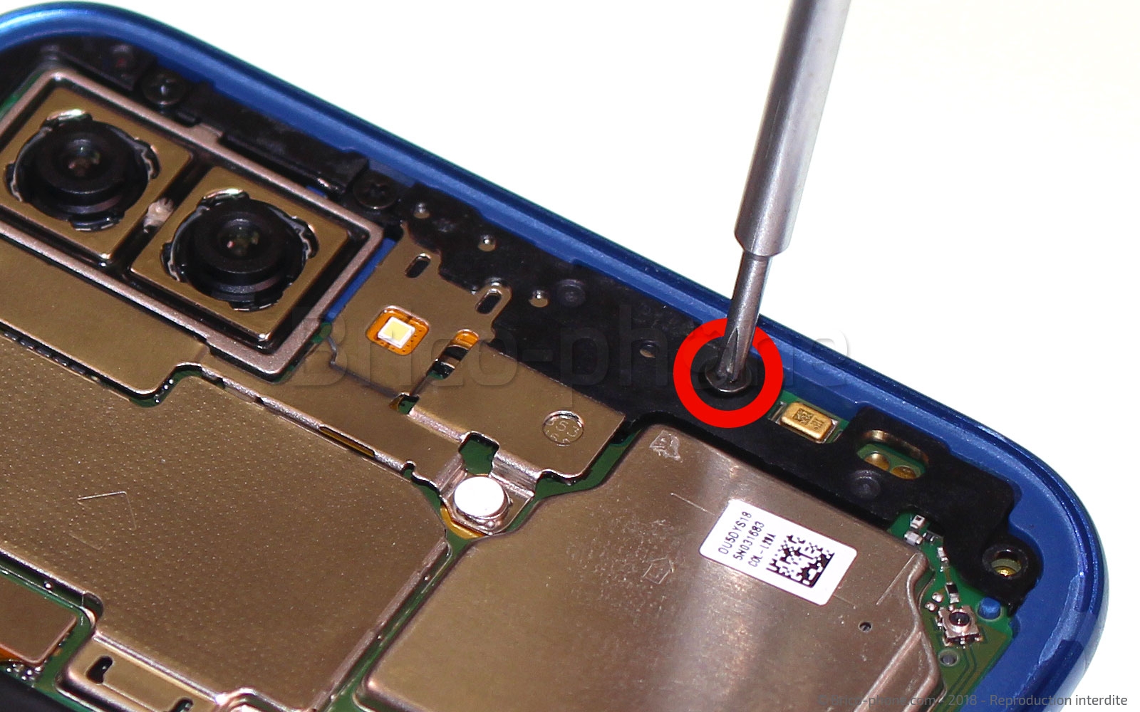 Changement de bloc écran avec batterie sur Honor 10 photo 2