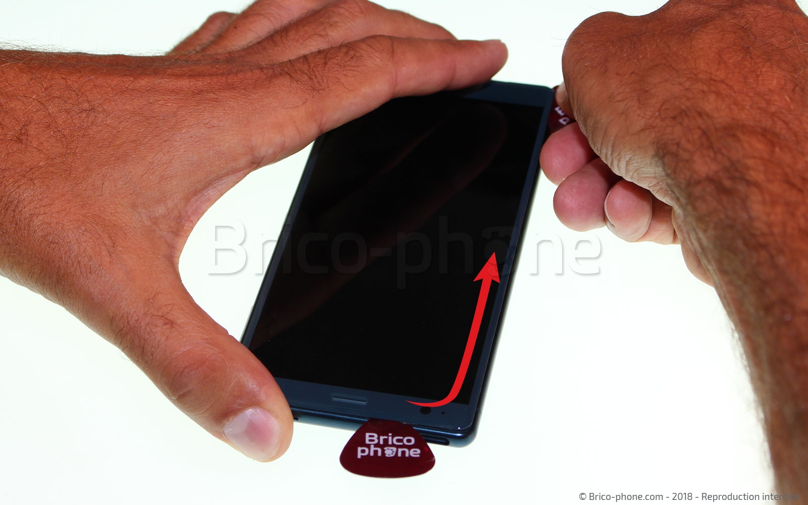 Changement de connecteur de charge sur Xperia XZ2 photo 3