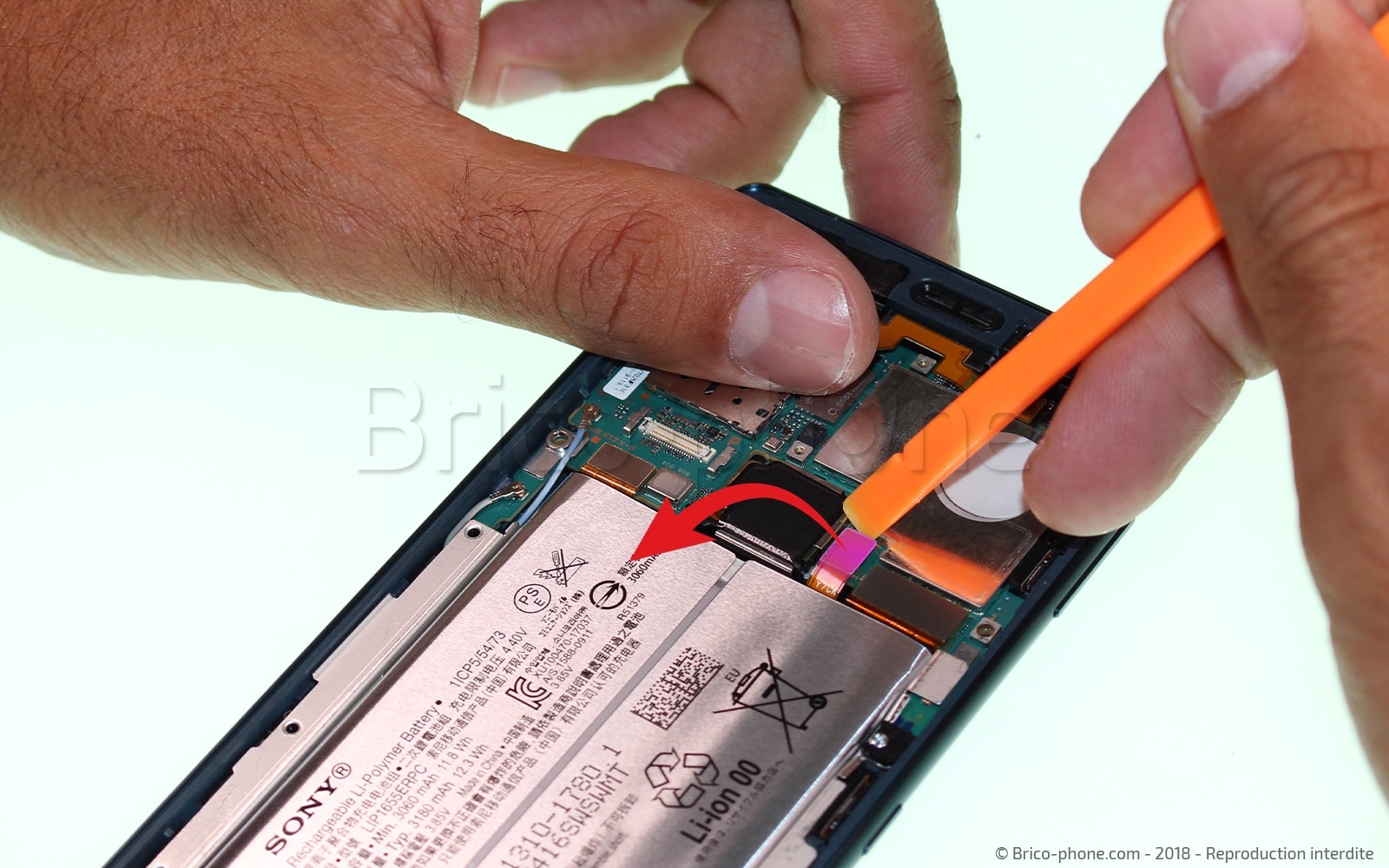 Changement de connecteur de charge sur Xperia XZ2 photo 1