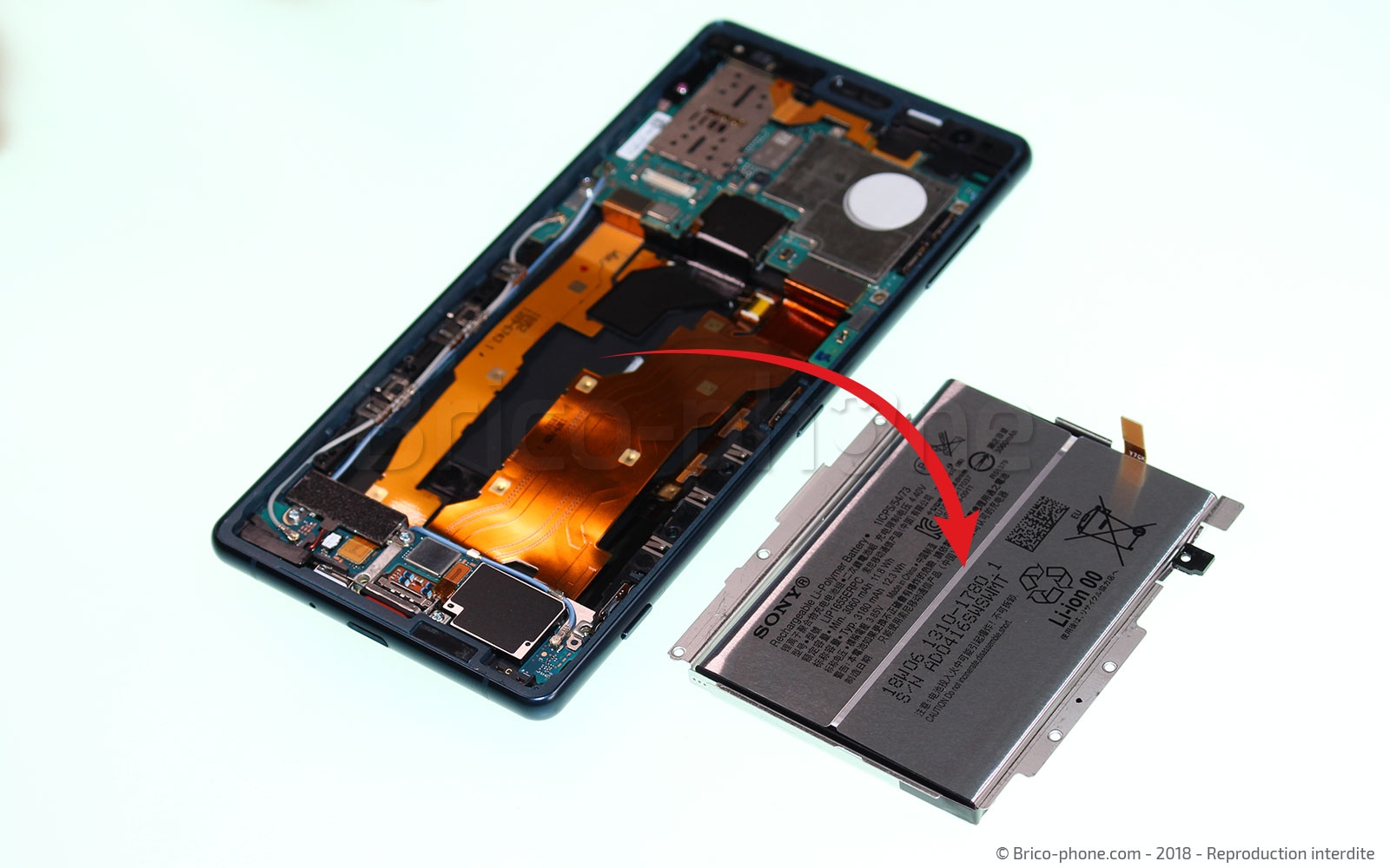 Changement de connecteur de charge sur Xperia XZ2 photo 4