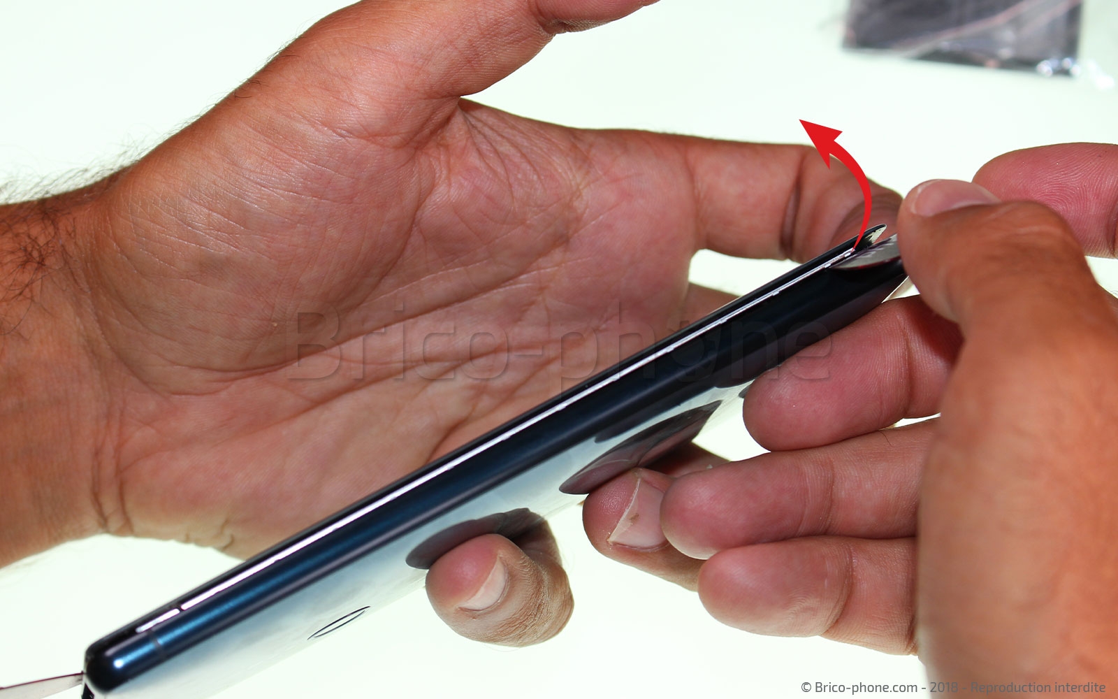 Changement d'écran vitre et LCD sur Xperia XZ2 photo 1