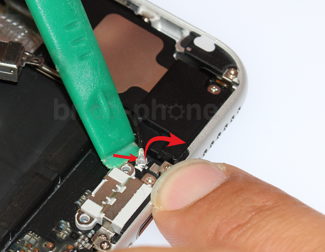Changement du connecteur de charge sur iPhone 6 Plus photo 1