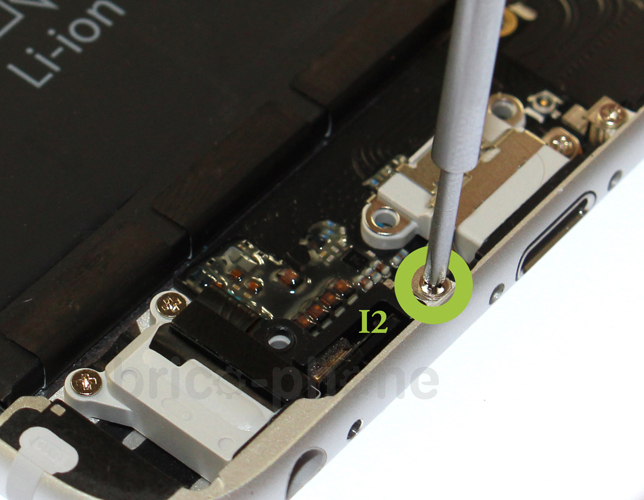 Changement du connecteur de charge sur iPhone 6 Plus photo 1