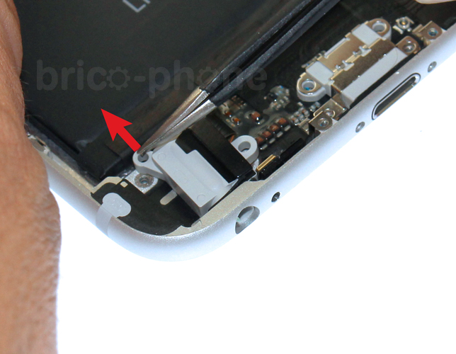 Changement du connecteur de charge sur iPhone 6 Plus photo 1