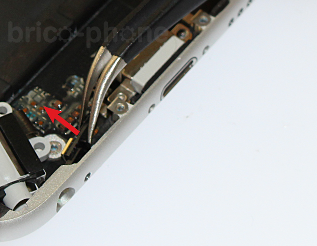 Changement du connecteur de charge sur iPhone 6 Plus photo 1