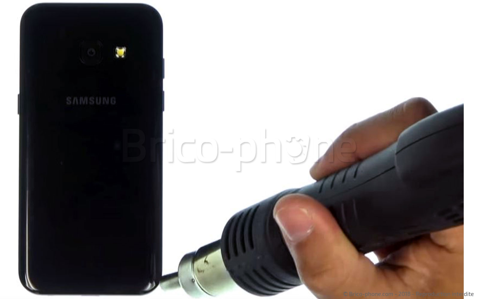 Changement de batterie sur Galaxy A3 2017 photo 1