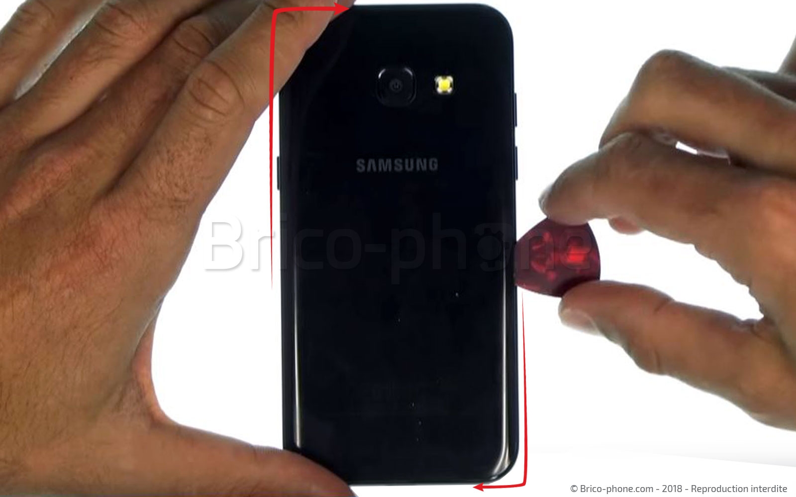 Changement de batterie sur Galaxy A3 2017 photo 3