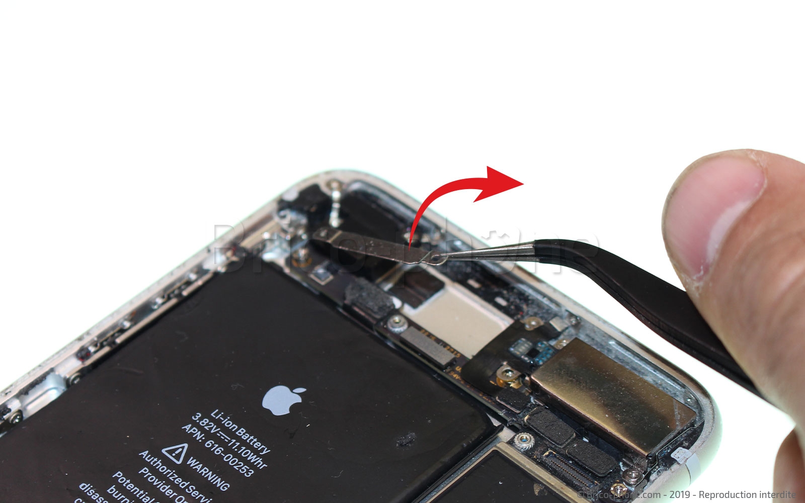 Changement du connecteur de charge sur iPhone 7 Plus photo 2