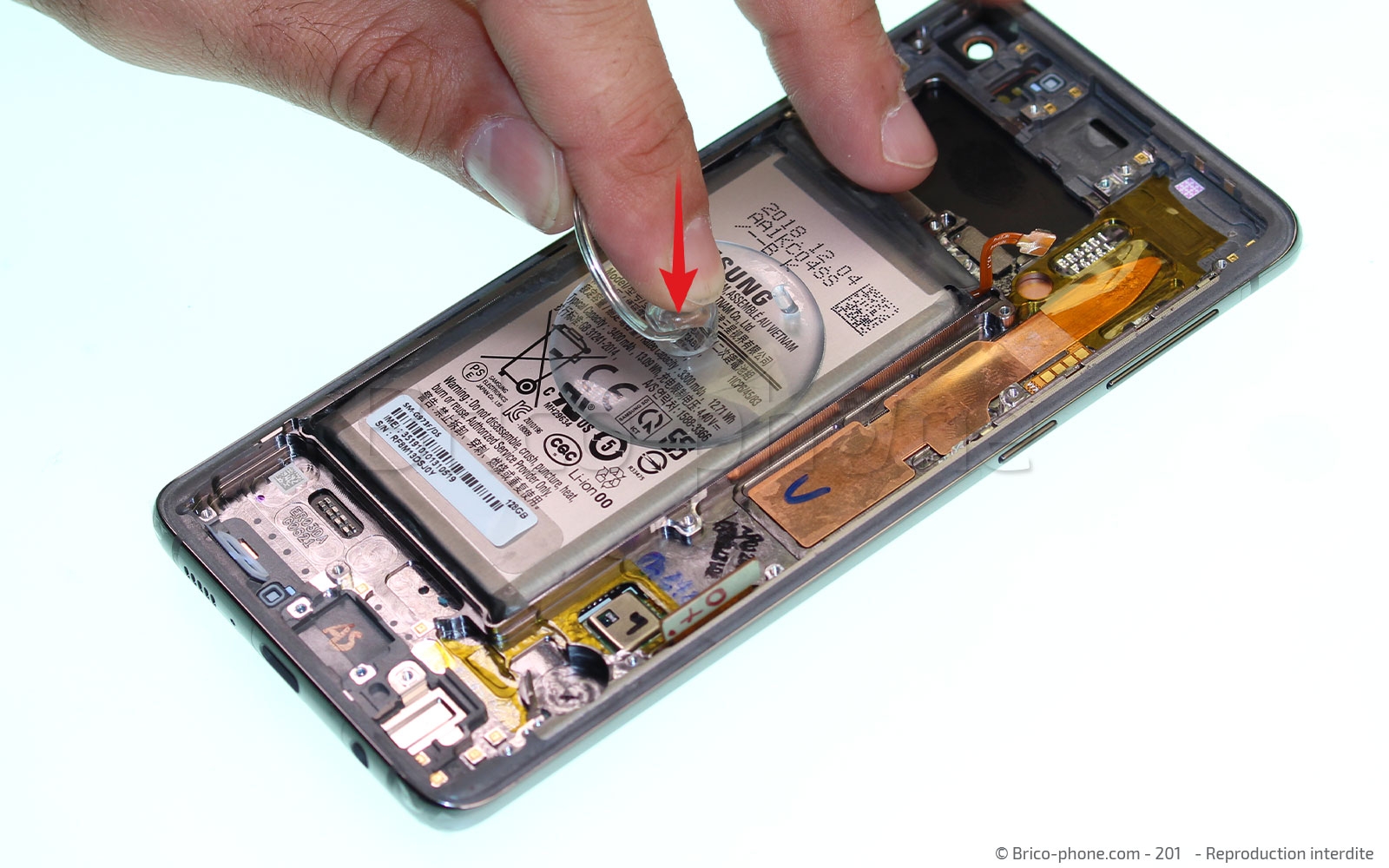 Changement de bloc écran sur Galaxy S10 photo 2