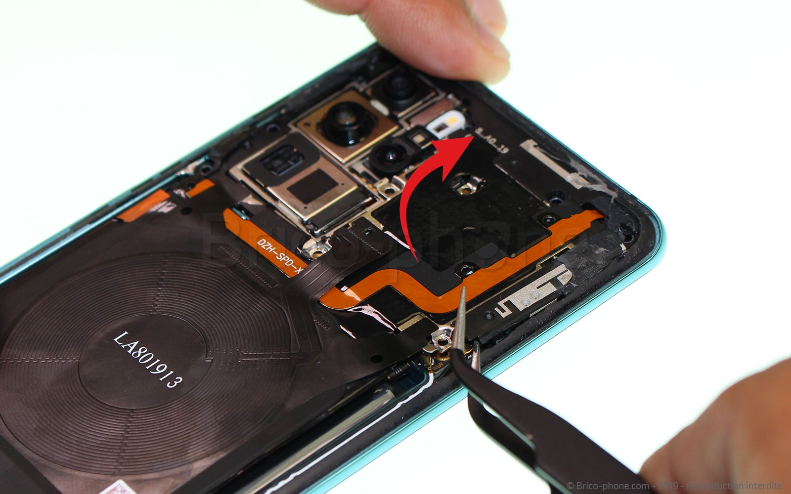 Changement du connecteur de charge sur P30 Pro photo 2