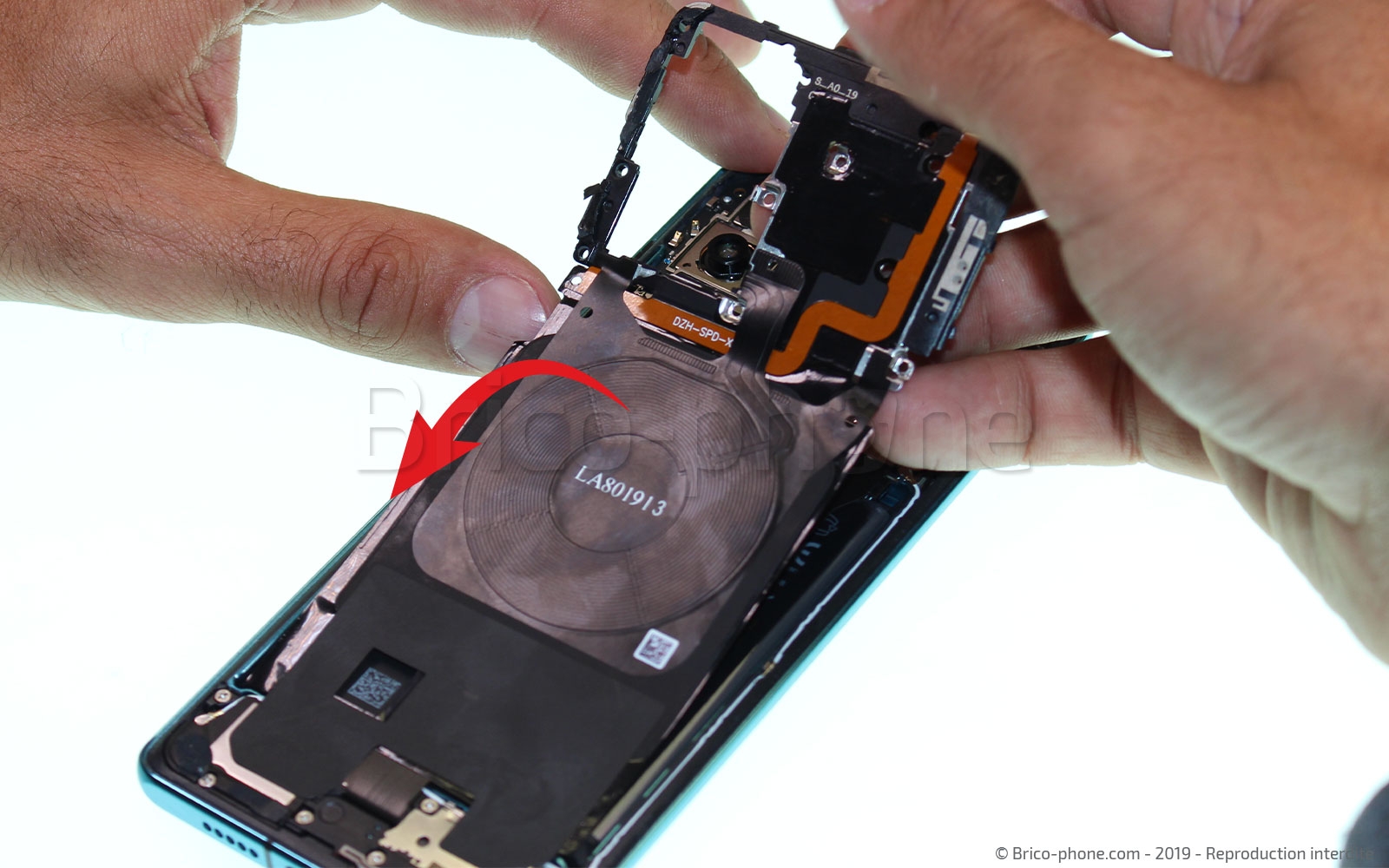 Changement du connecteur de charge sur P30 Pro photo 3