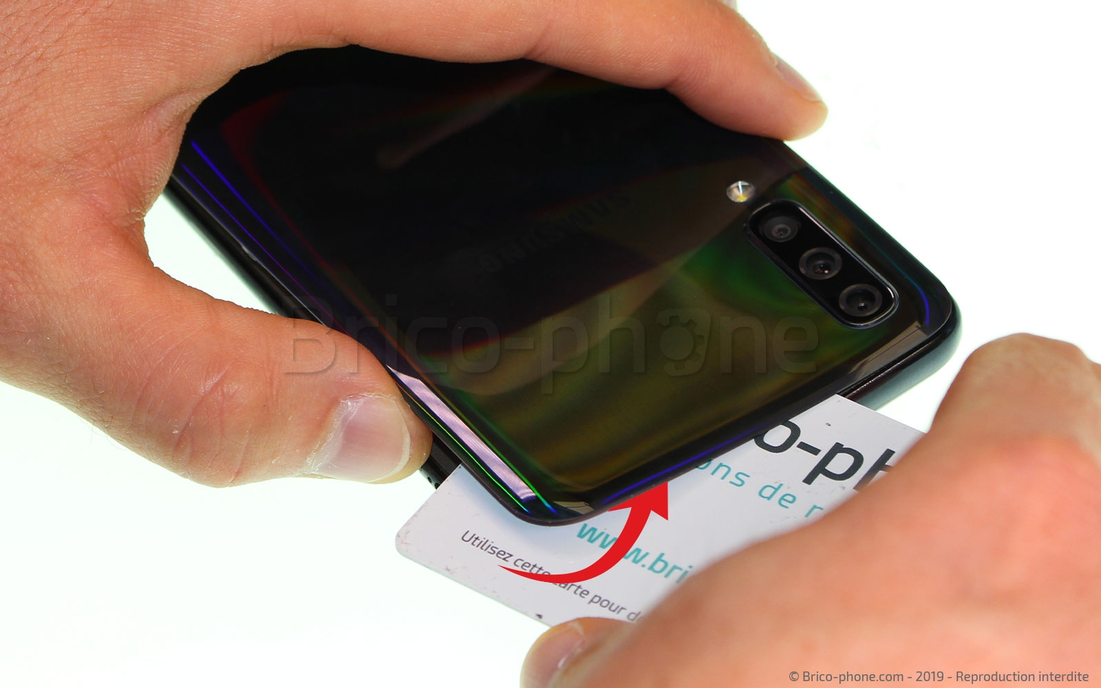 Changement de batterie sur Galaxy A50 photo 2