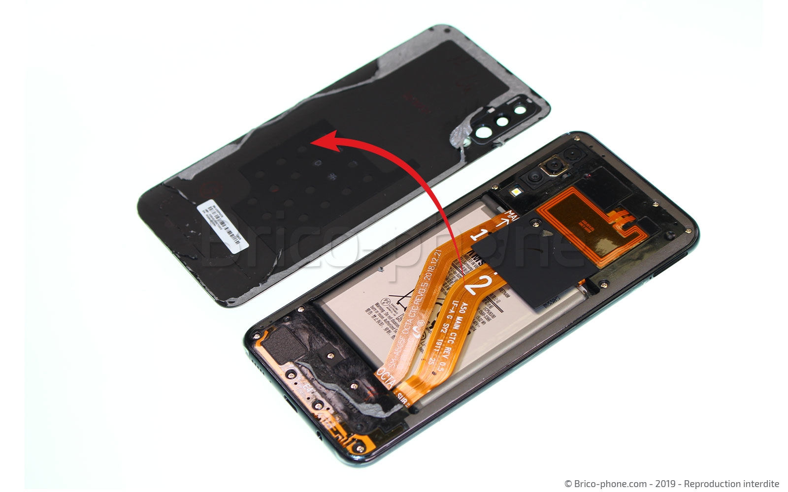 Changement de batterie sur Galaxy A50 photo 4