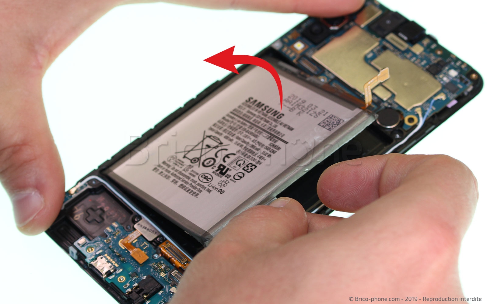 Changement de batterie sur Galaxy A50 photo 2