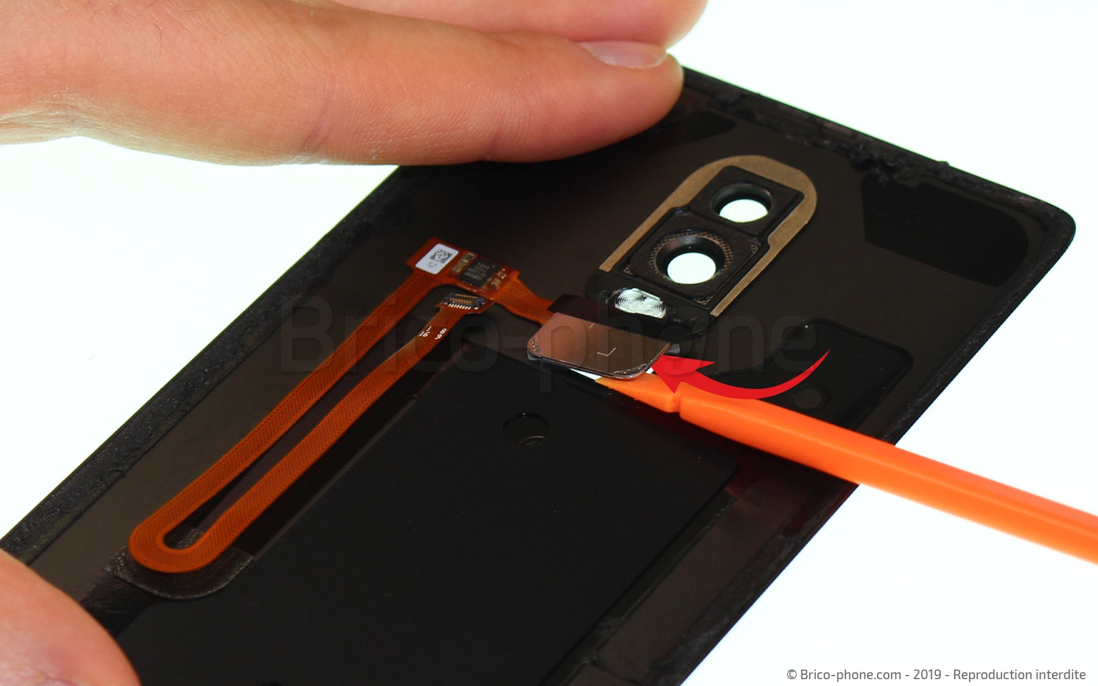 Changement de la vitre arrière sur OnePlus 6 photo 1