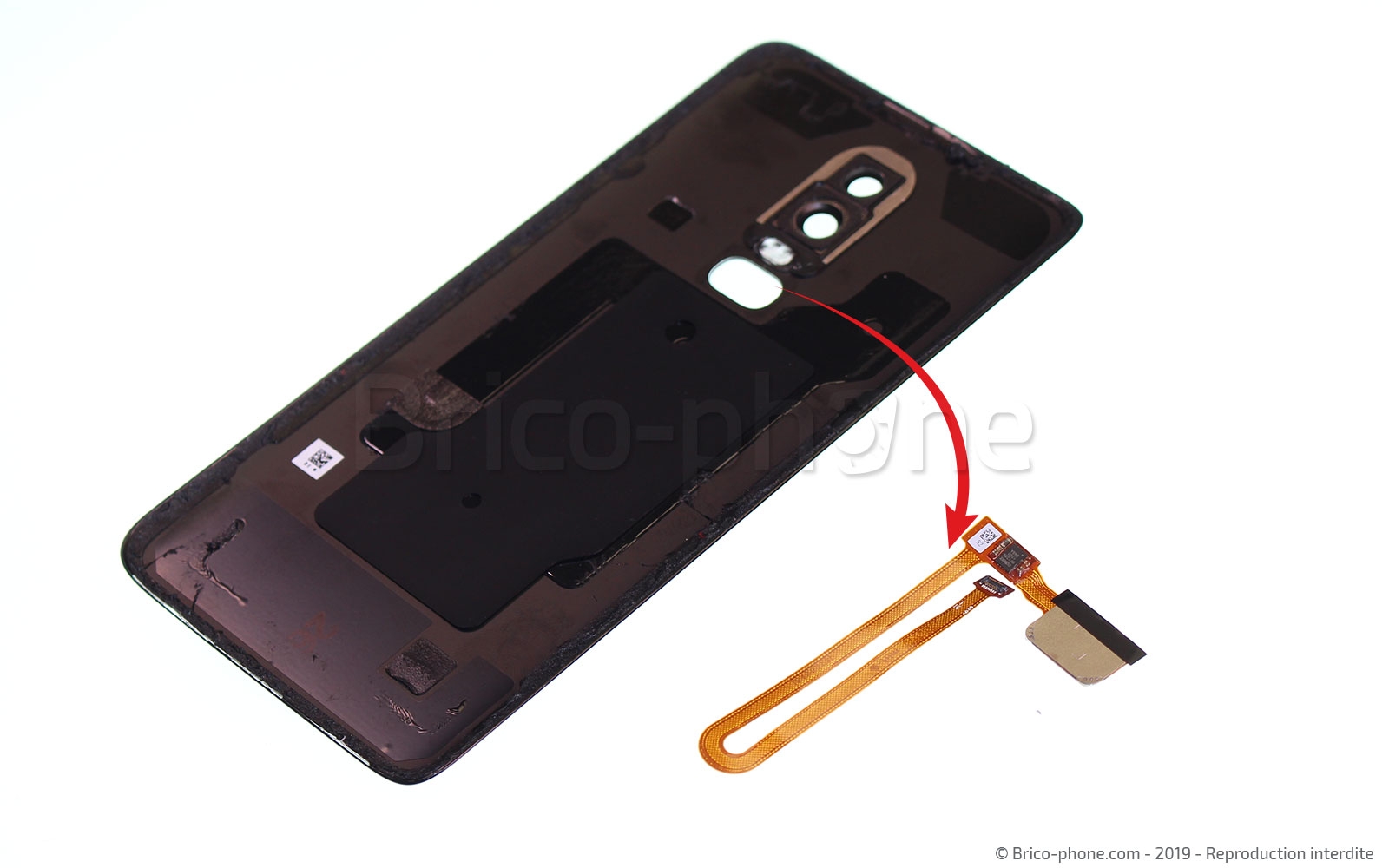 Changement de la vitre arrière sur OnePlus 6 photo 4