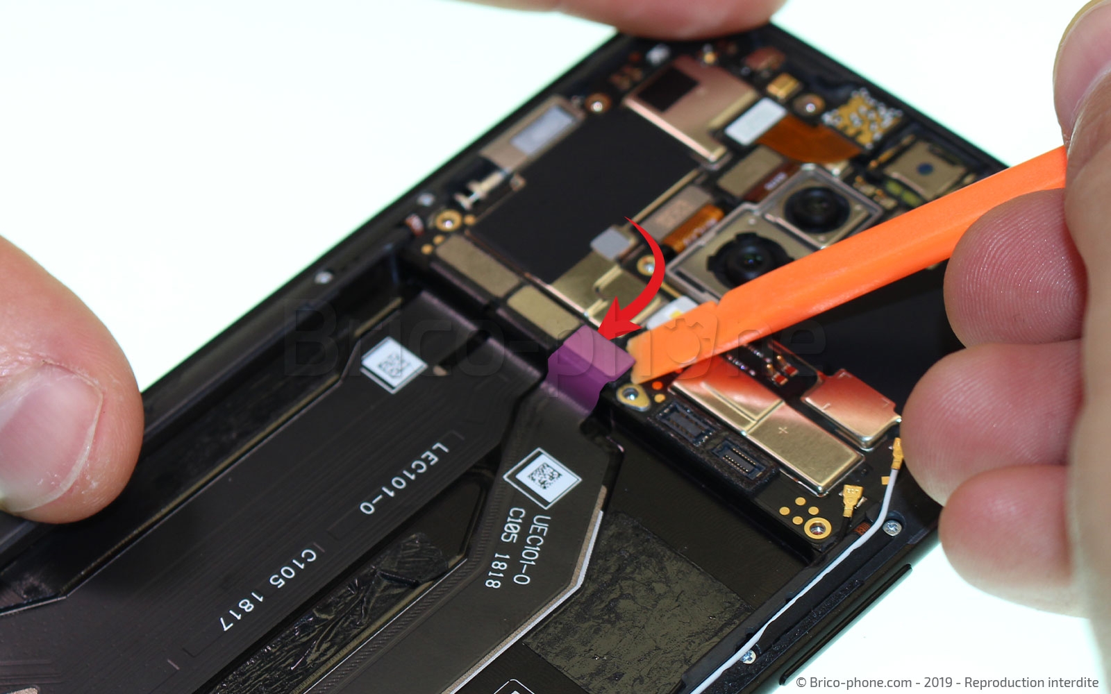 Changement du connecteur de charge sur OnePlus 6 photo 2