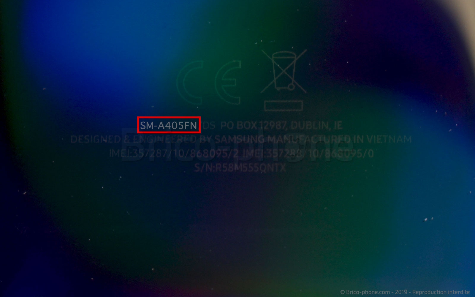 Changement de batterie sur Galaxy A40 photo 1