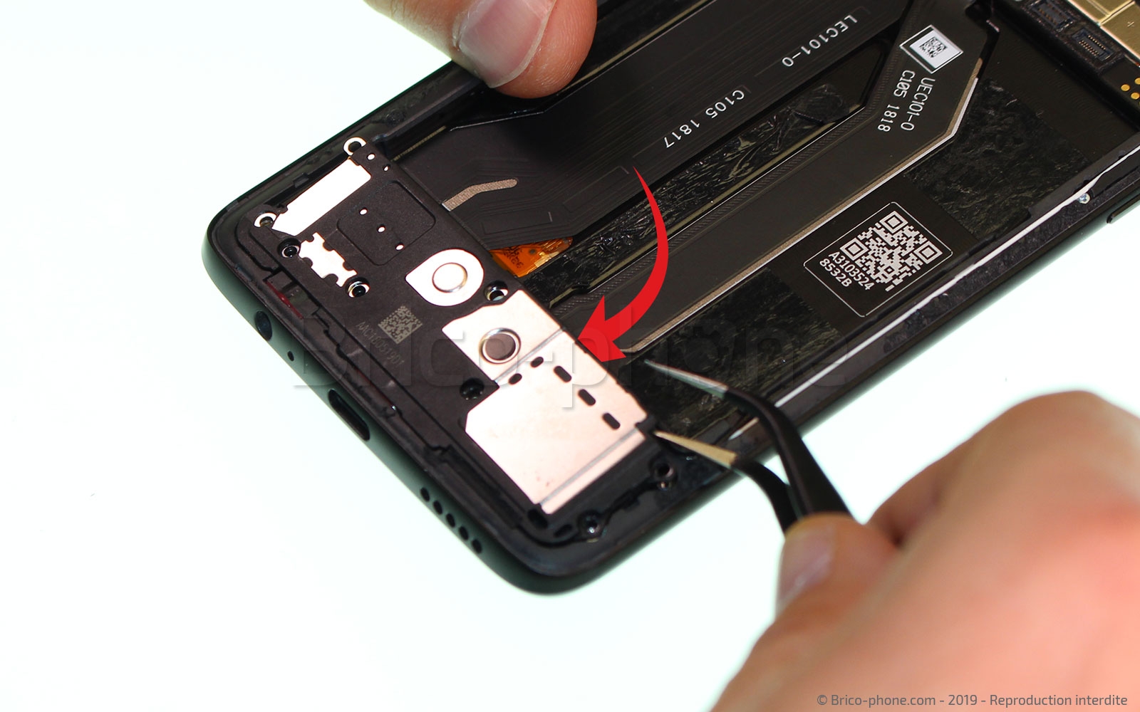 Changement d'écran vitre et LCD sur OnePlus 6 photo 2