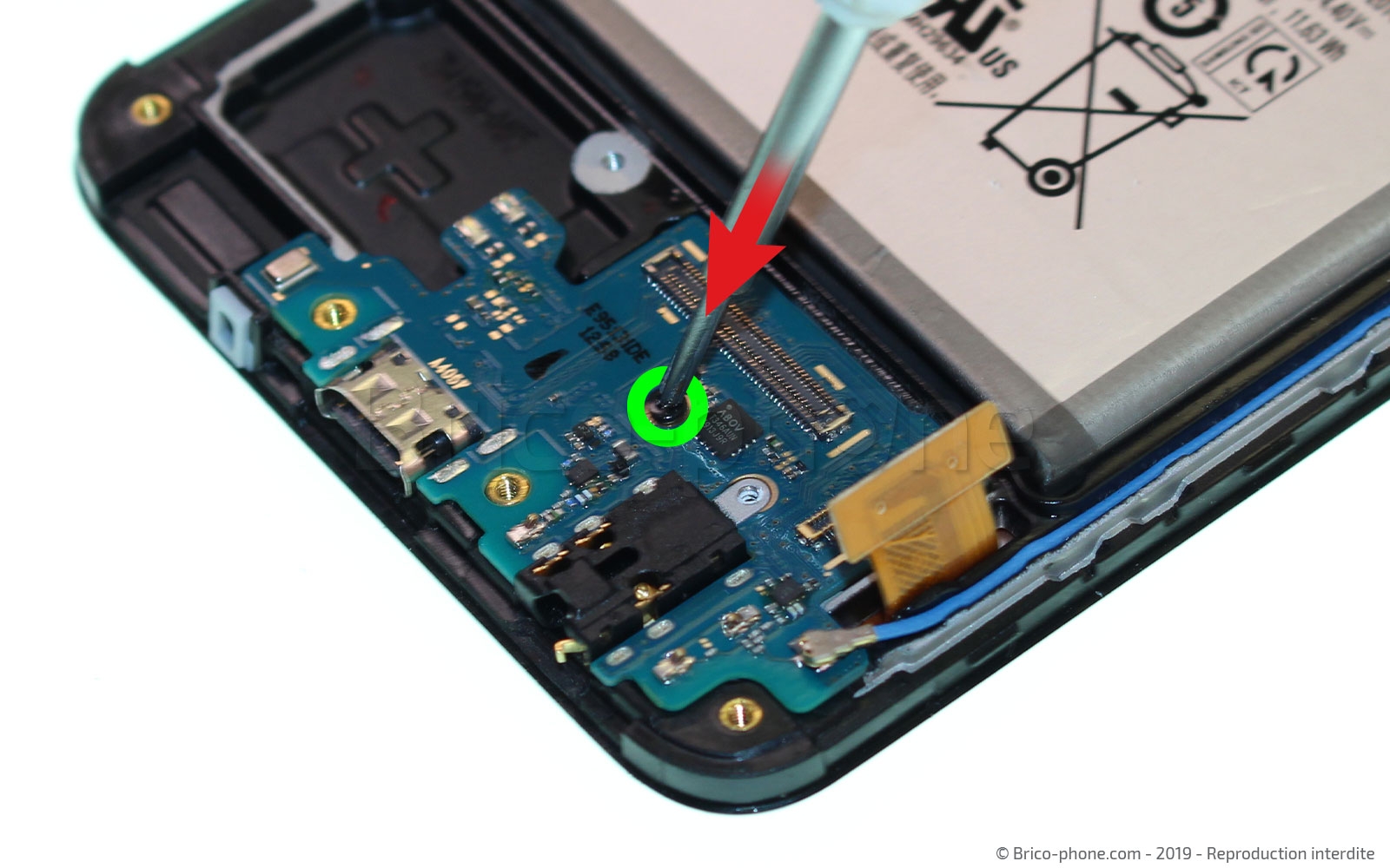 Changement de dock sur Galaxy A40 photo 2